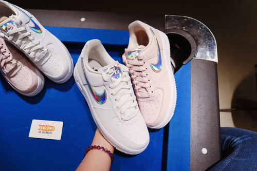 iridescent af1s