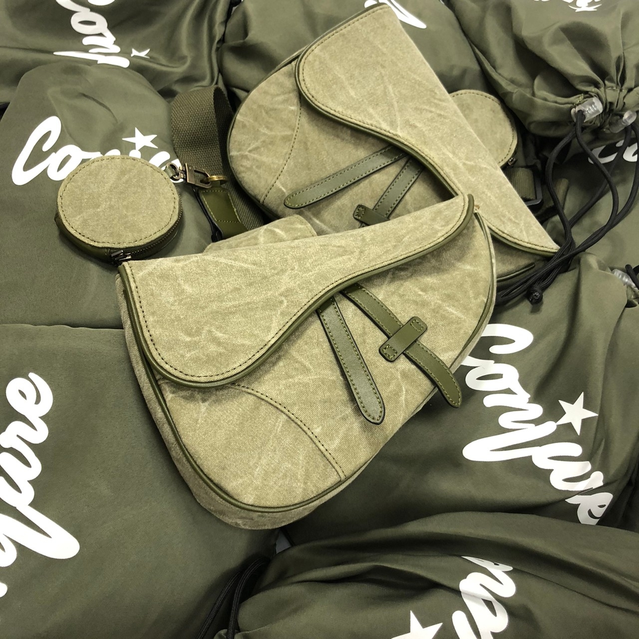 限時折扣 Conjure 新款 軍布馬鞍包