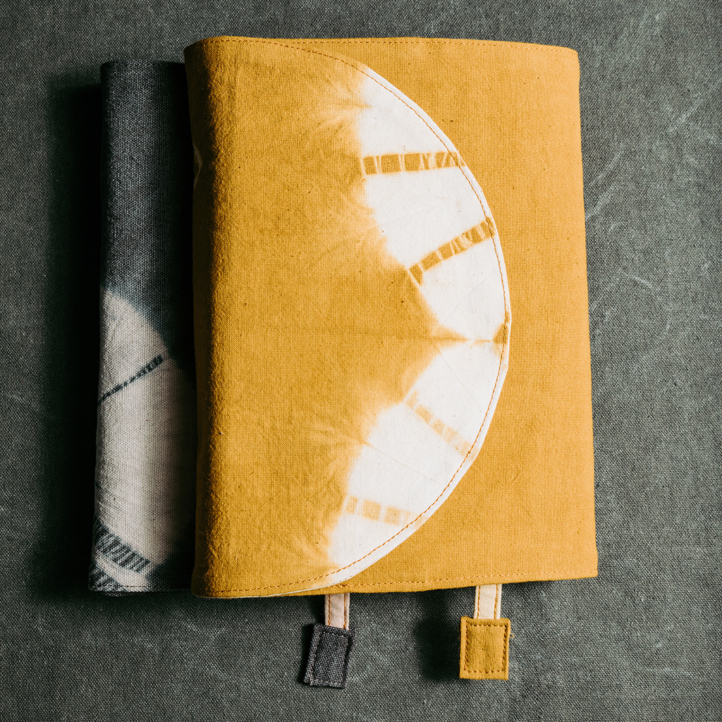 日作染｜植物染布書套/ 書衣