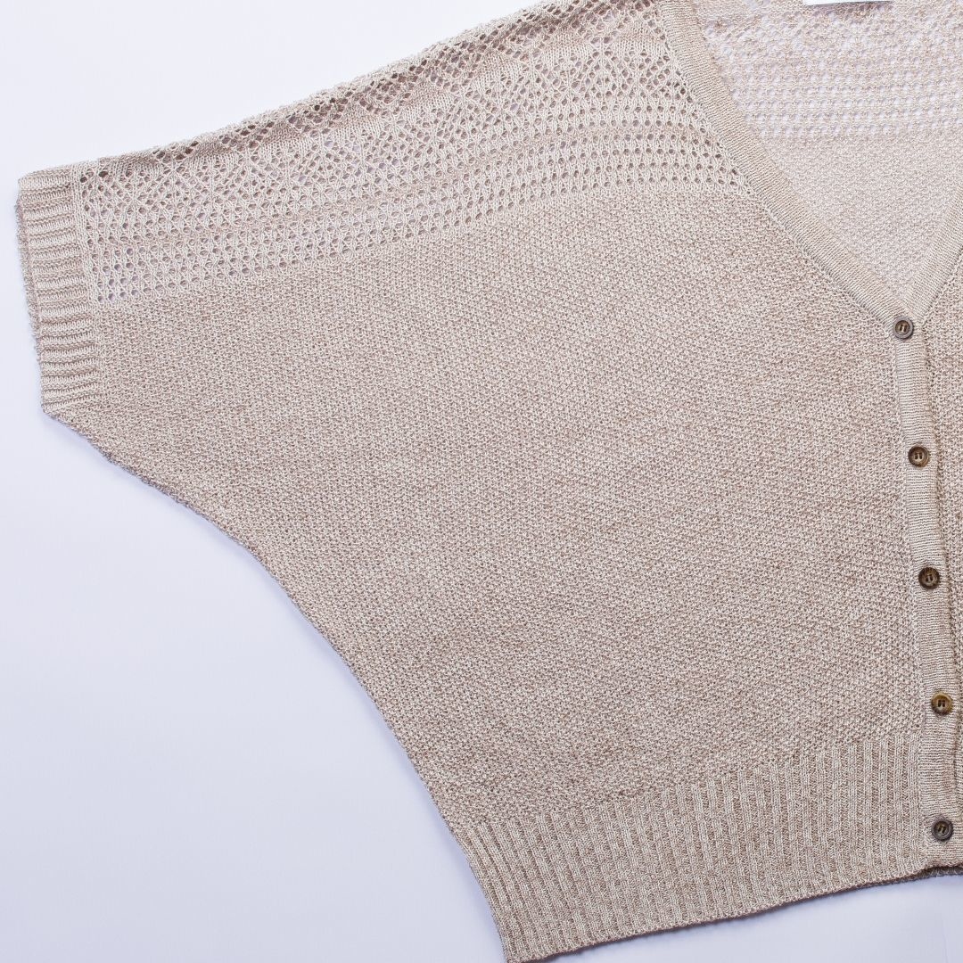 寬版針織外套肩膀蕾絲洞洞設計