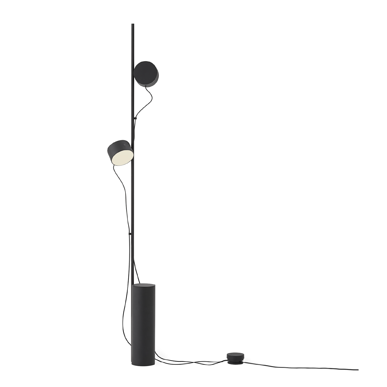 Post 姿態 / 立燈 by Muuto