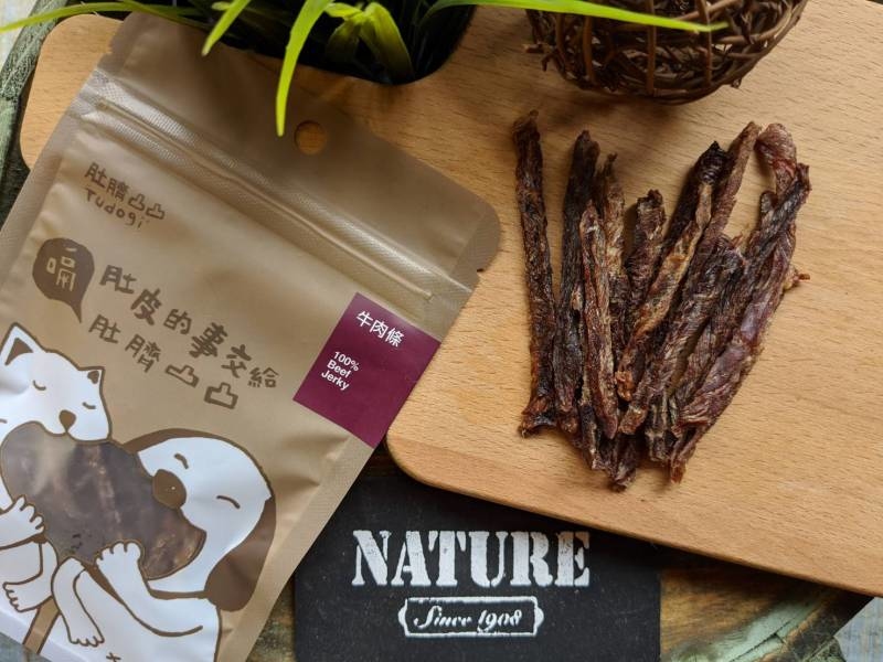 Tudogi 肚臍凸凸｜牛肉條 55g（犬用零食）