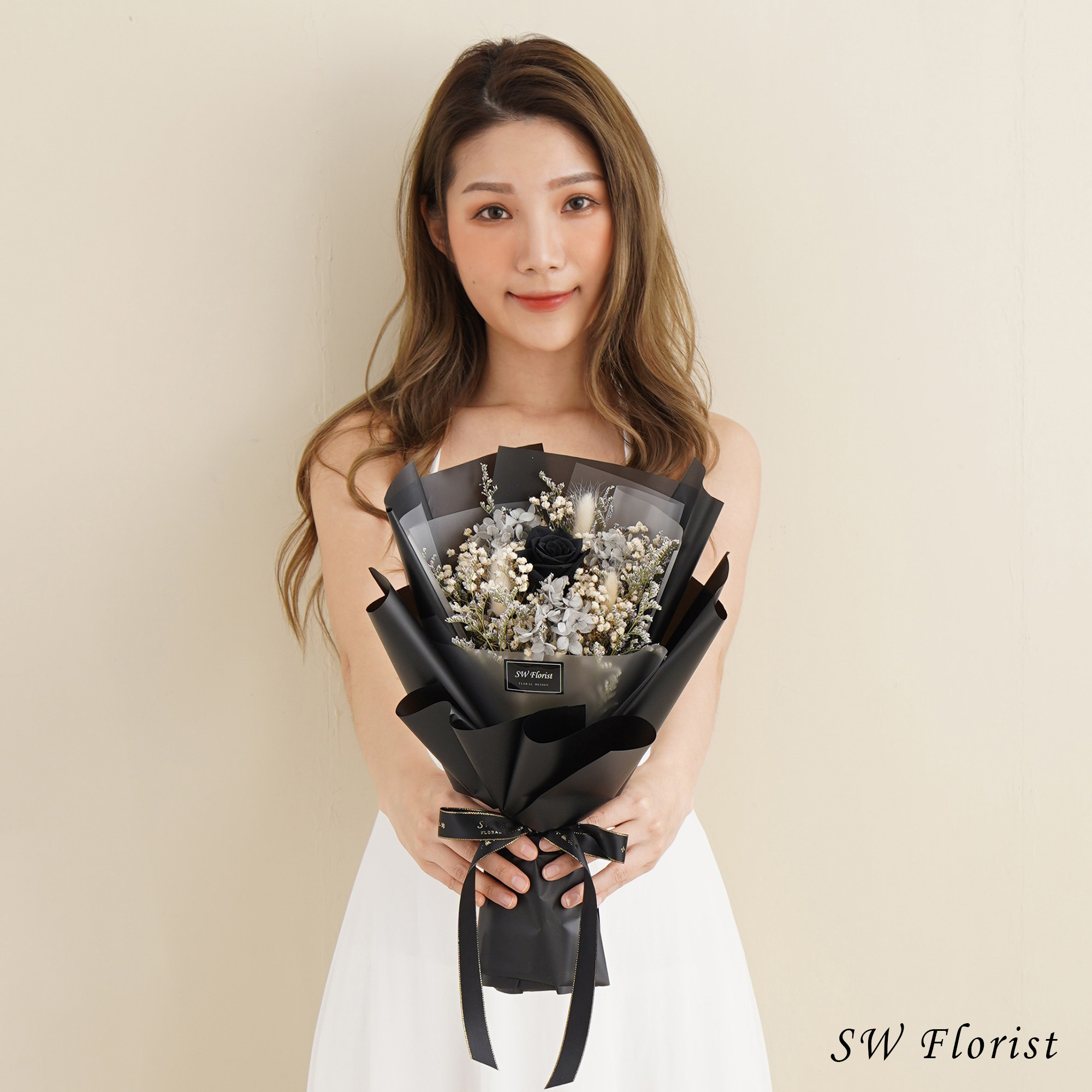 ｜你這個小壞壞 煙燻黑 畢業花束 情人節禮物 中型花束｜