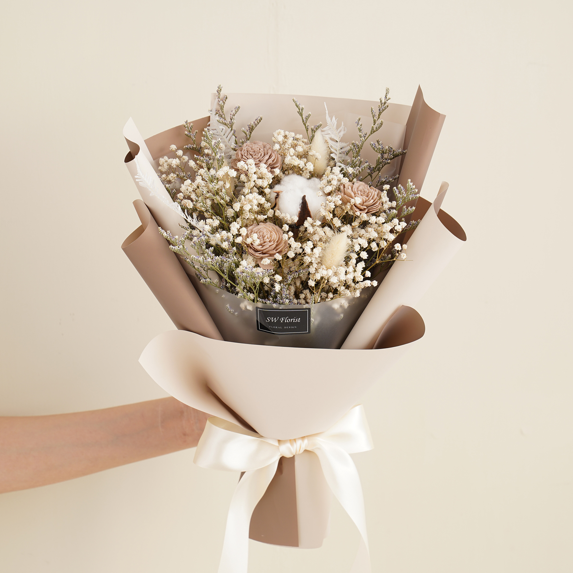 ｜經典奶茶色乾燥花束 不凋花 畢業花束 情人節禮物 求婚花束 中型花束｜