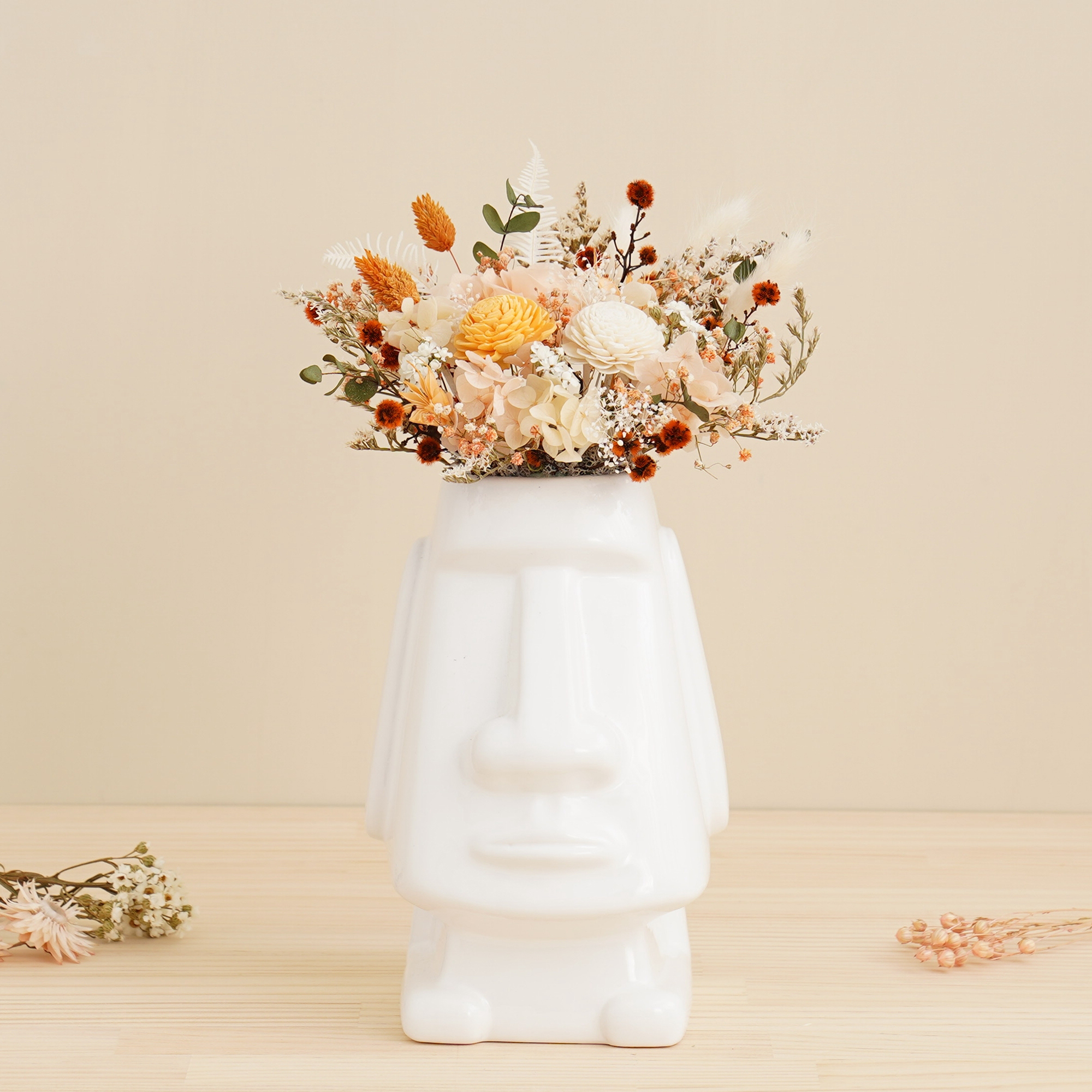 ｜永生花盆栽 桌花設計 不凋花 初戀的滋味 摩艾造型(白色) 大型桌花｜