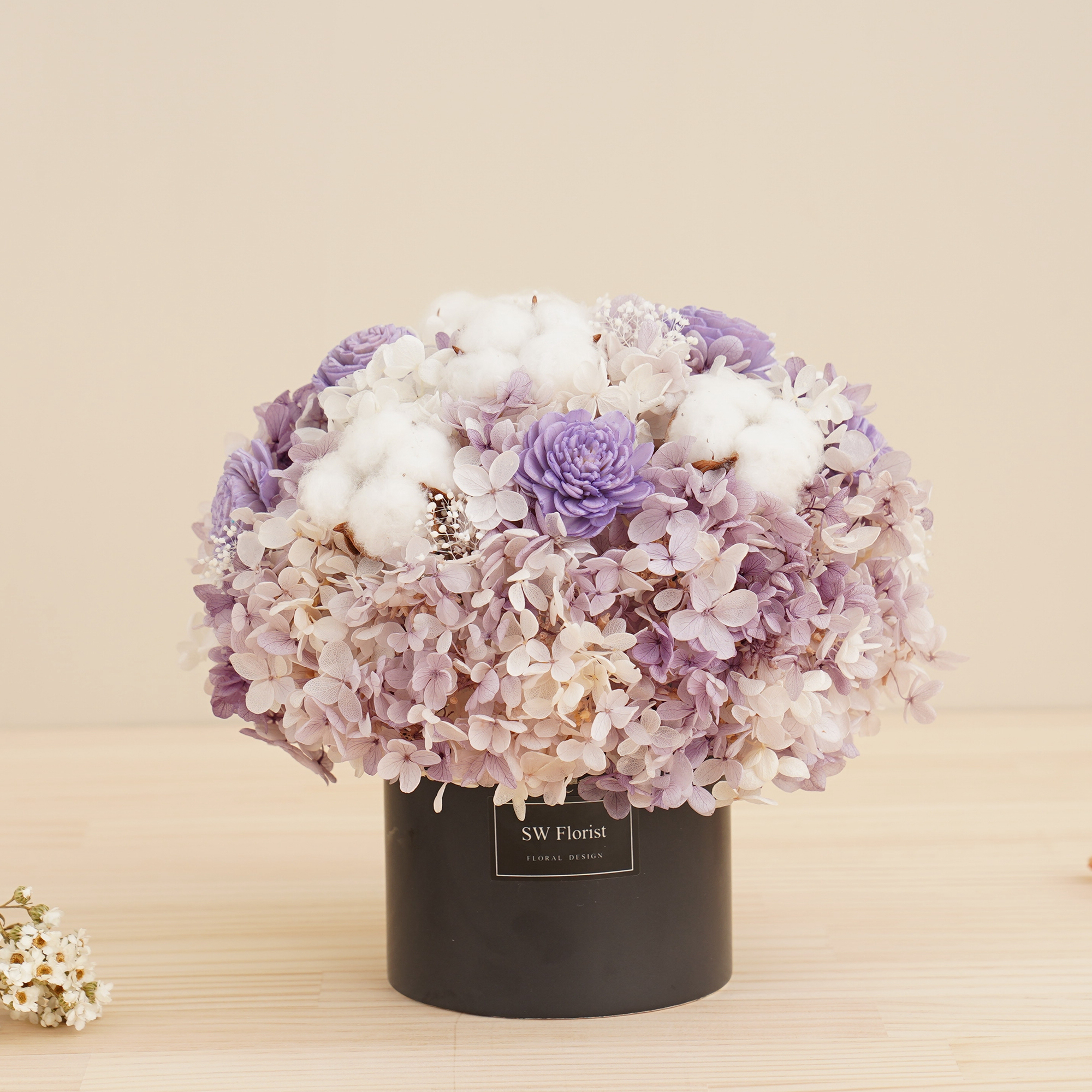 ｜經典款不凋花桌花 永生花 乾燥花 桌花設計 淺紫色系款 大型桌花 黑盆｜