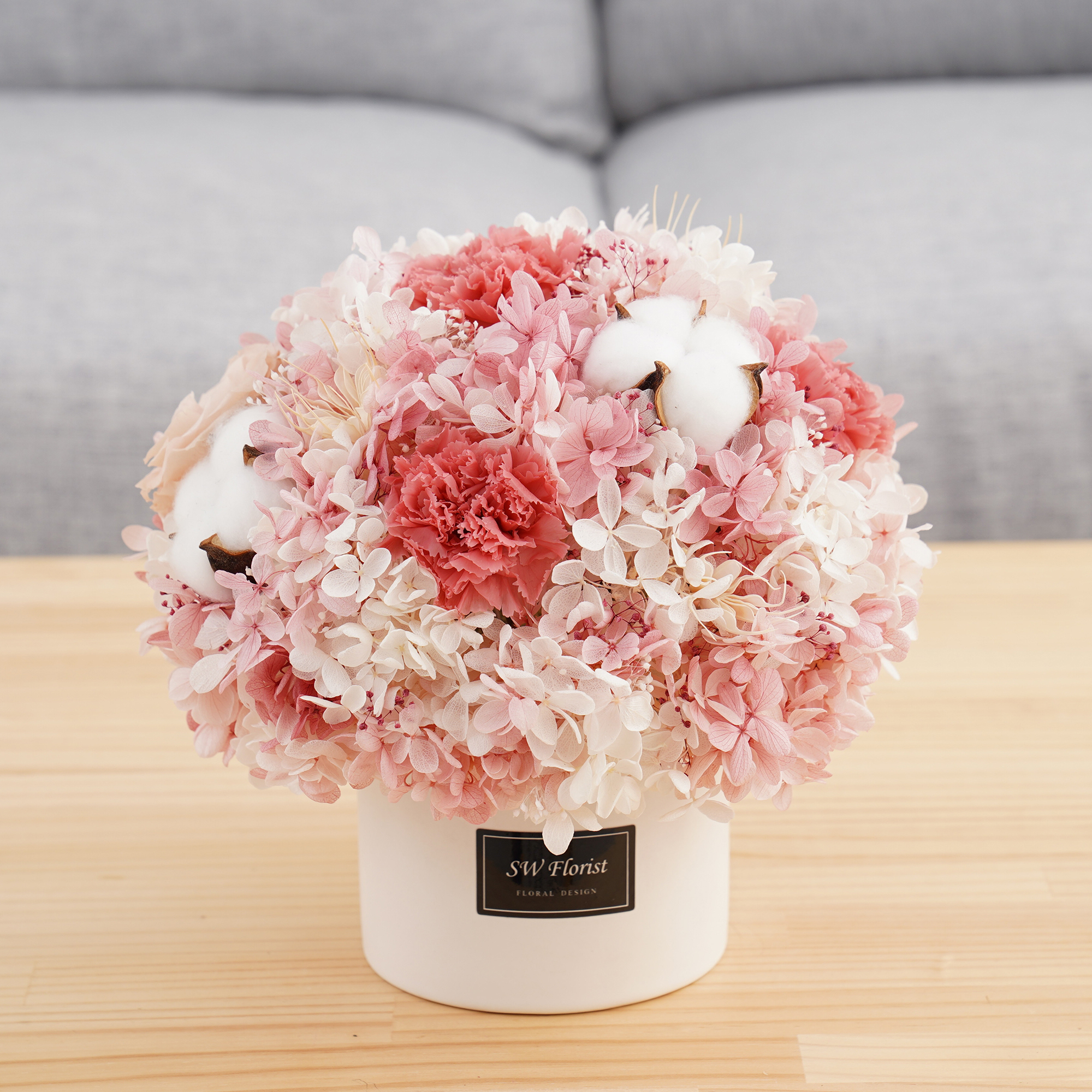 |鮭魚粉-熱情深粉-母親節禮物-康乃馨桌花-永生花盆栽-大型|