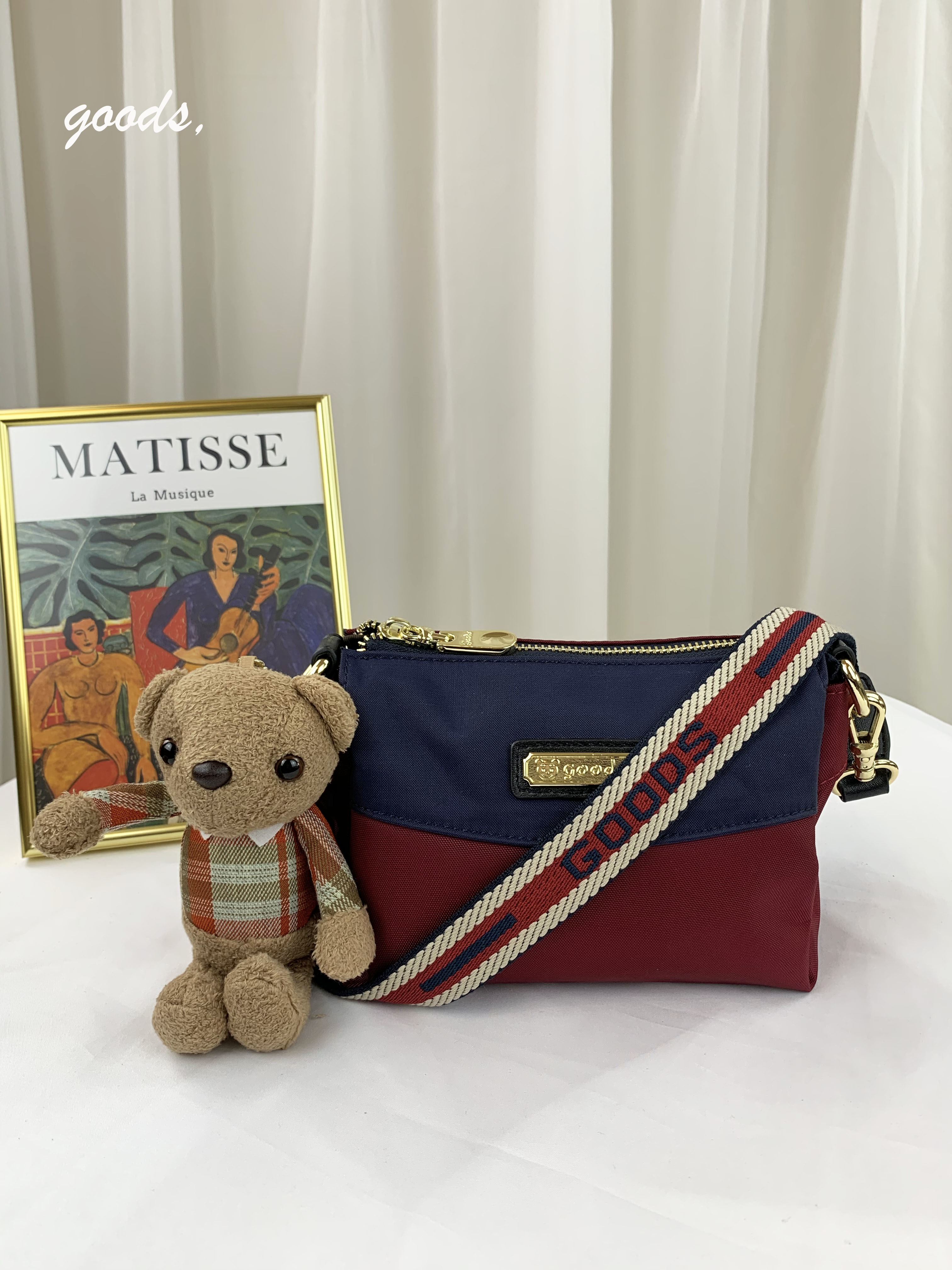 GOODS 織帶藍紅 尼龍防潑水側背包  #2026