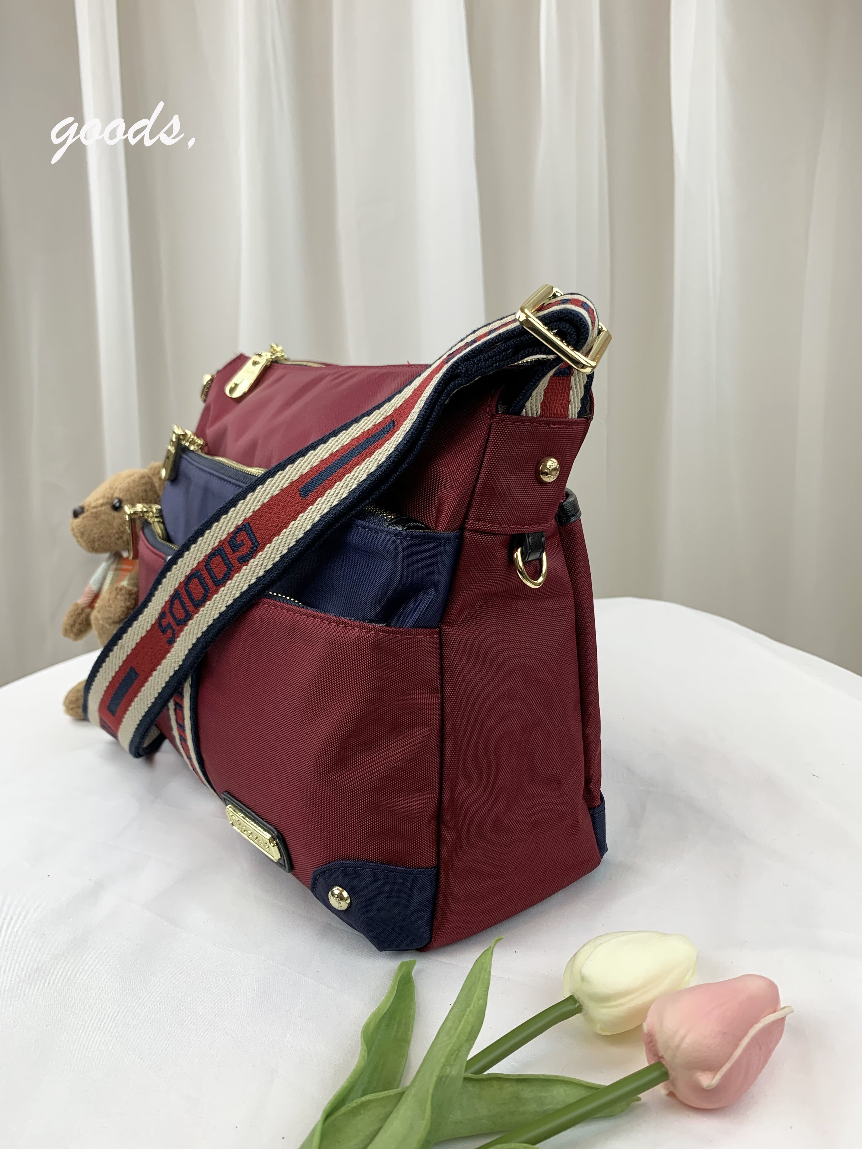 GOODS 織帶藍紅 尼龍防潑水側背包 #2045