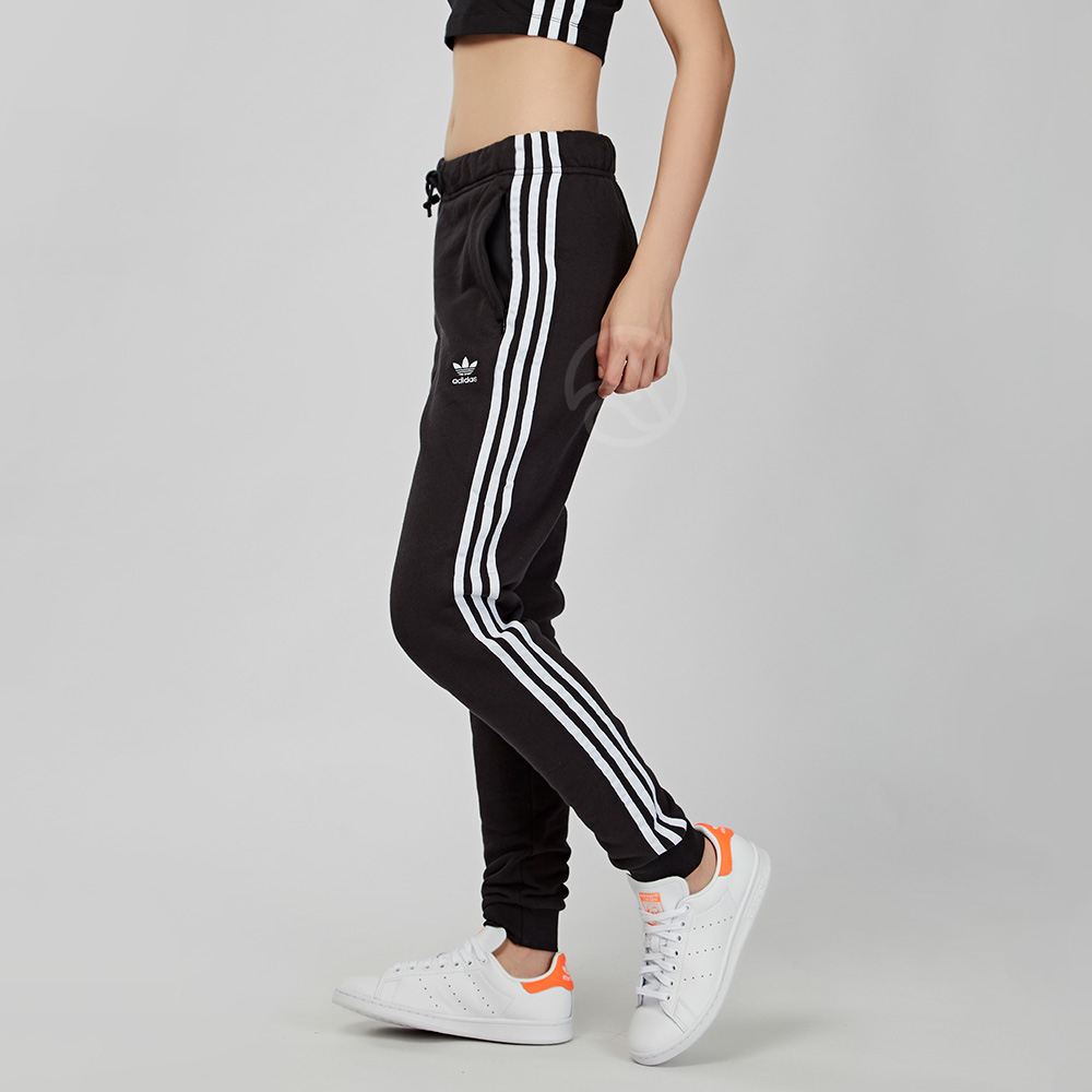 dv2572 adidas