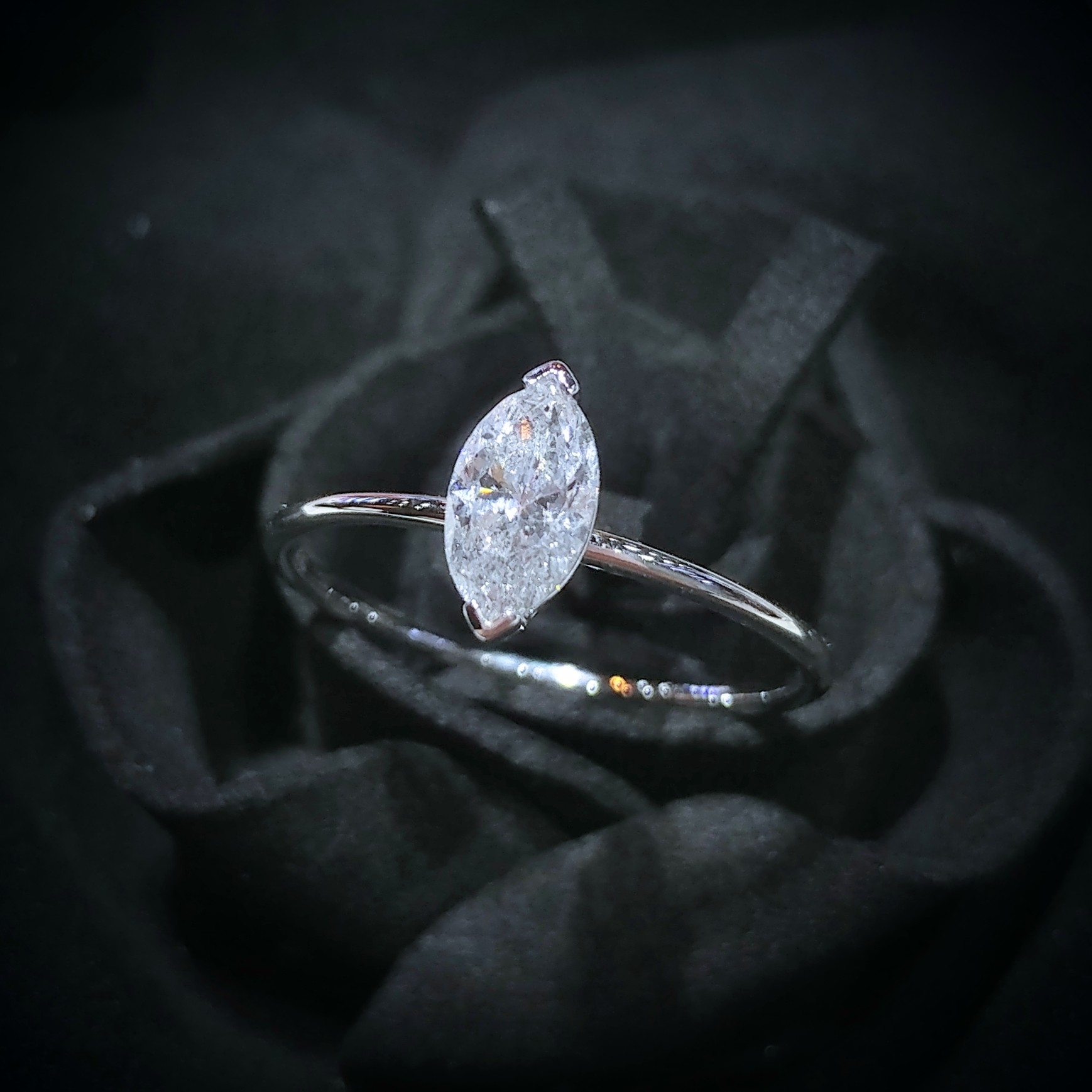 18K White Gold 0.56ct Marquise Cut Diamond Ring