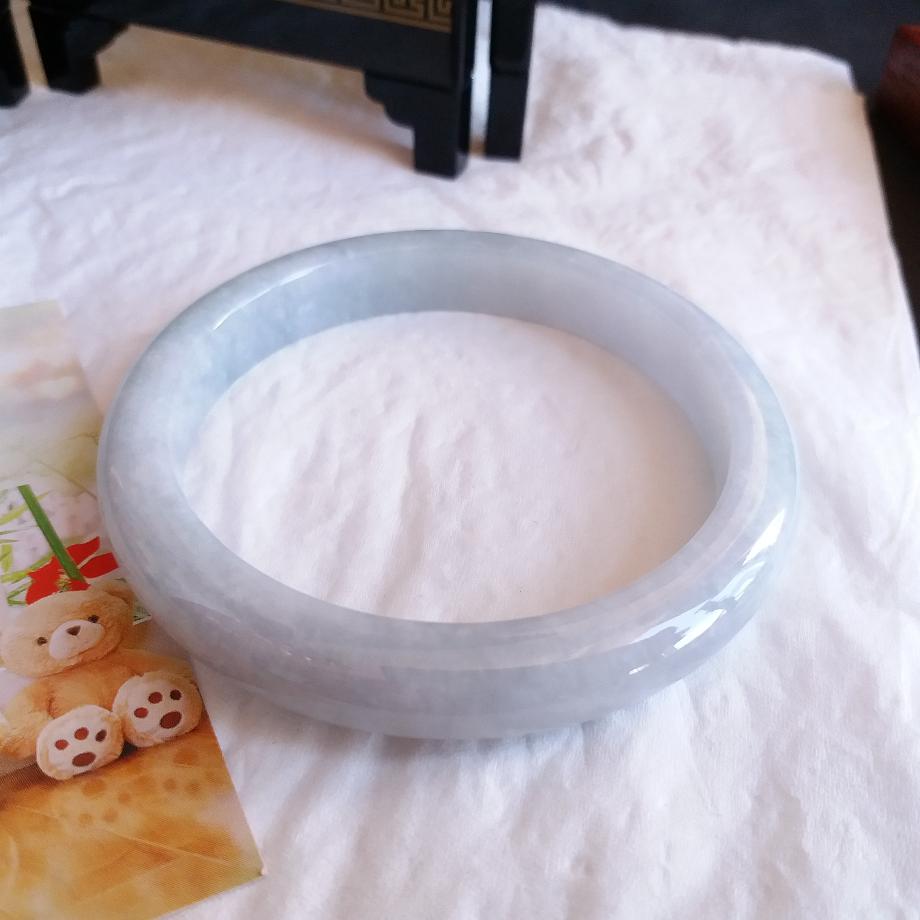 J941 冰糯淺綠幼條玉鐲 56mm (1.5)