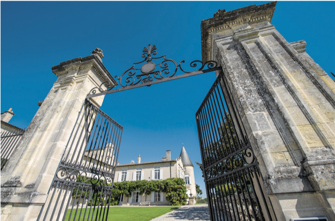 he grand metal gate of Château Lafite (Photo by Francois Poincet)