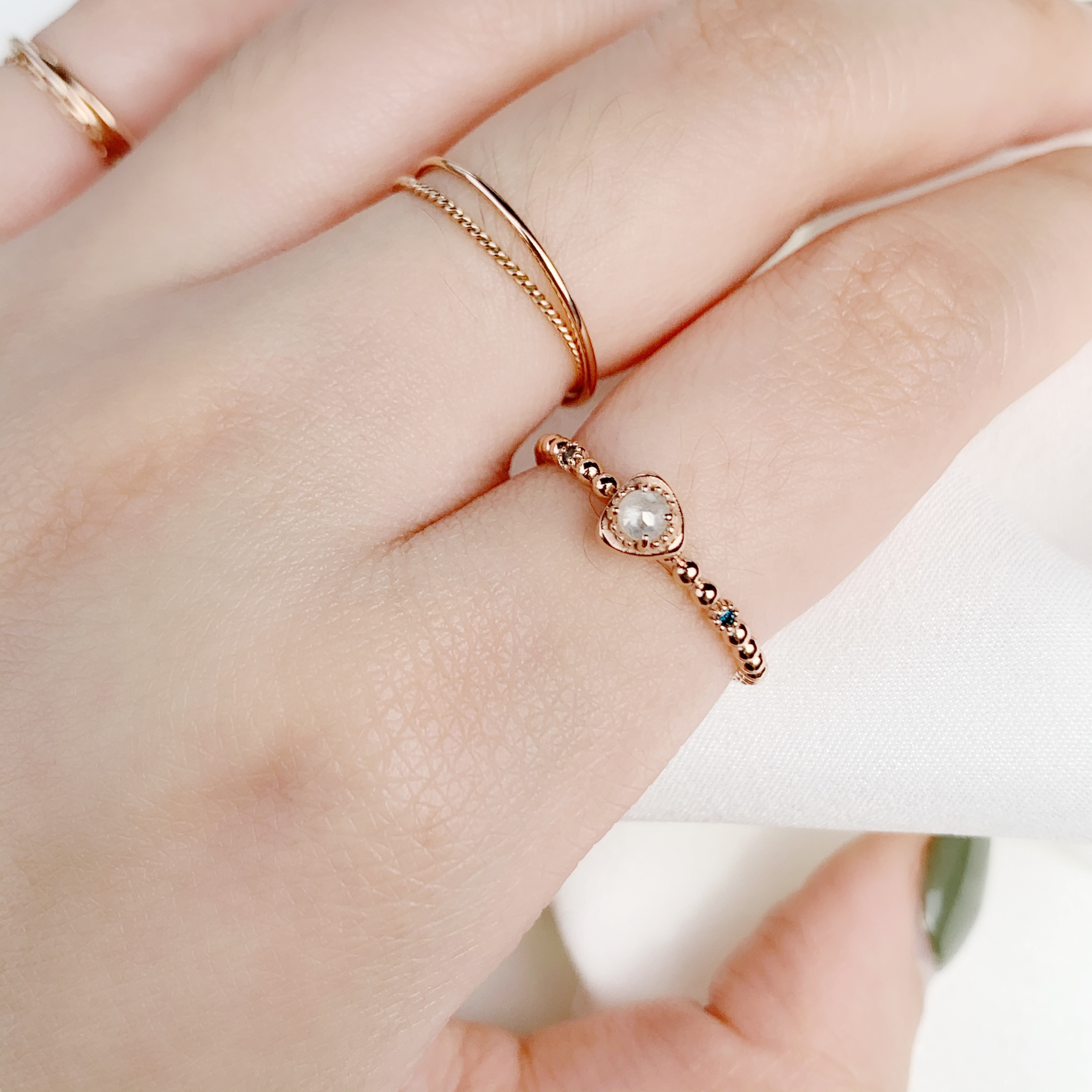 14K歪歪三角灰鑽珠珠戒