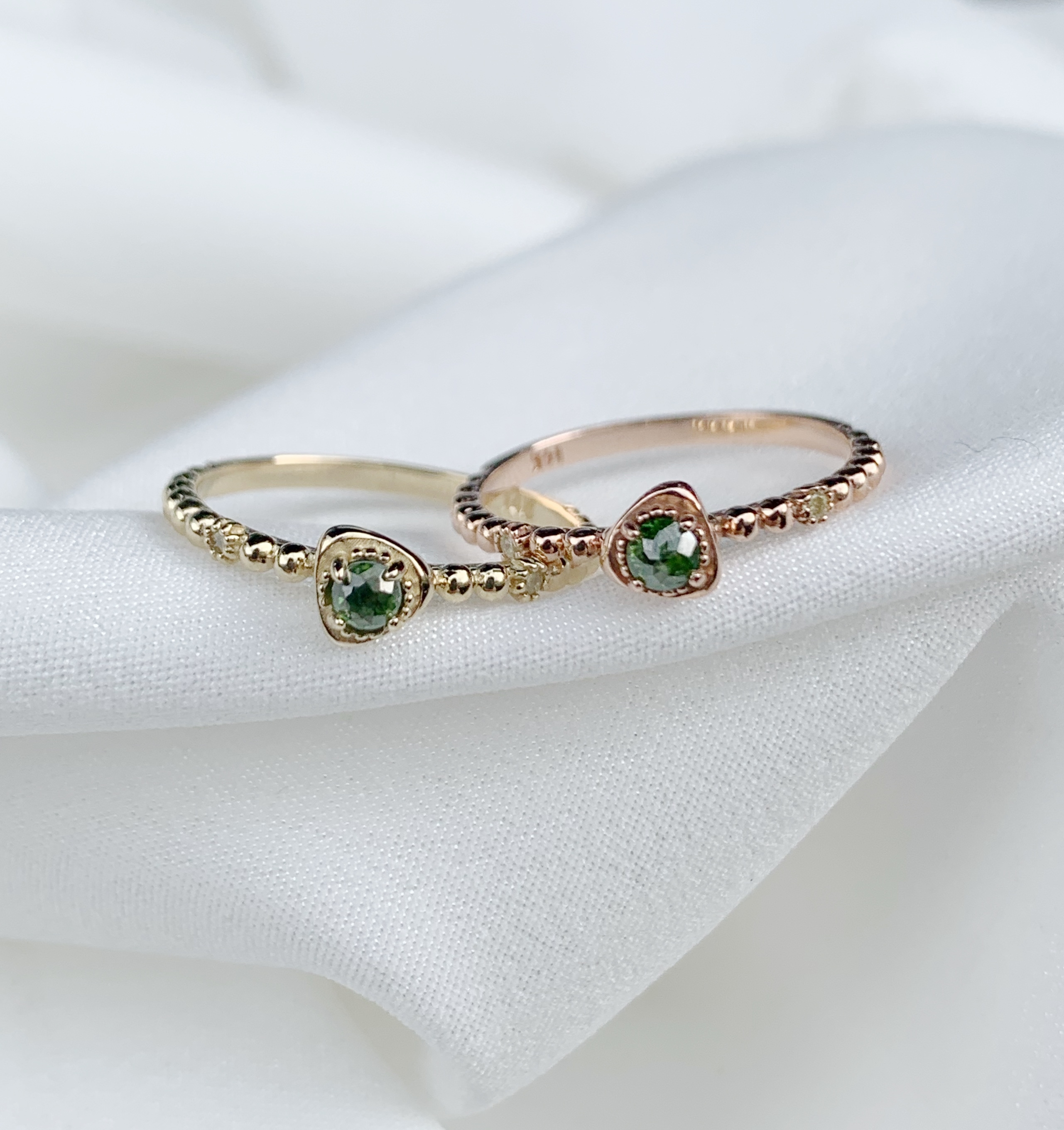 14K歪歪三角綠鑽珠珠戒