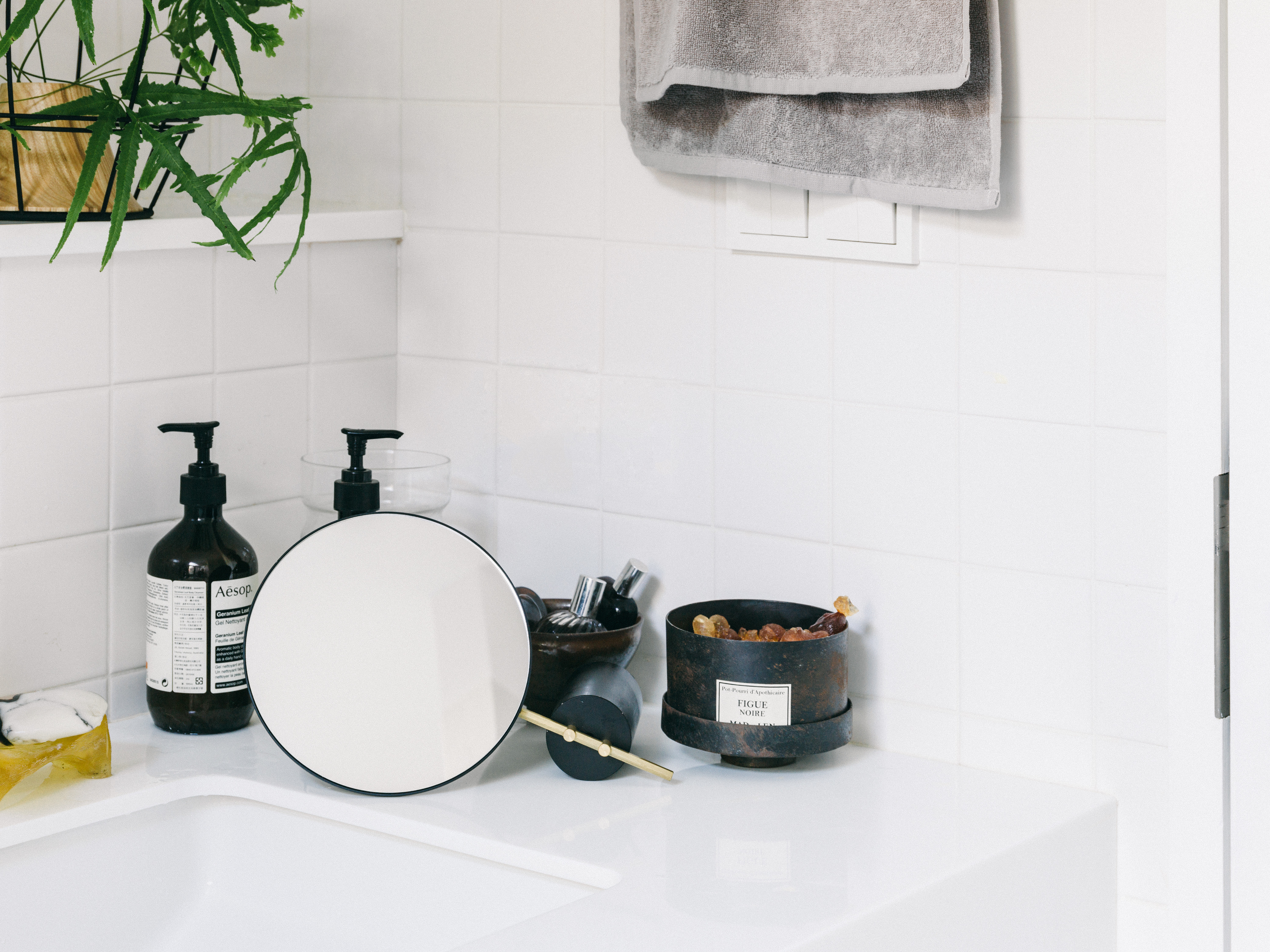 kimu 柒木設計門閂桌鏡