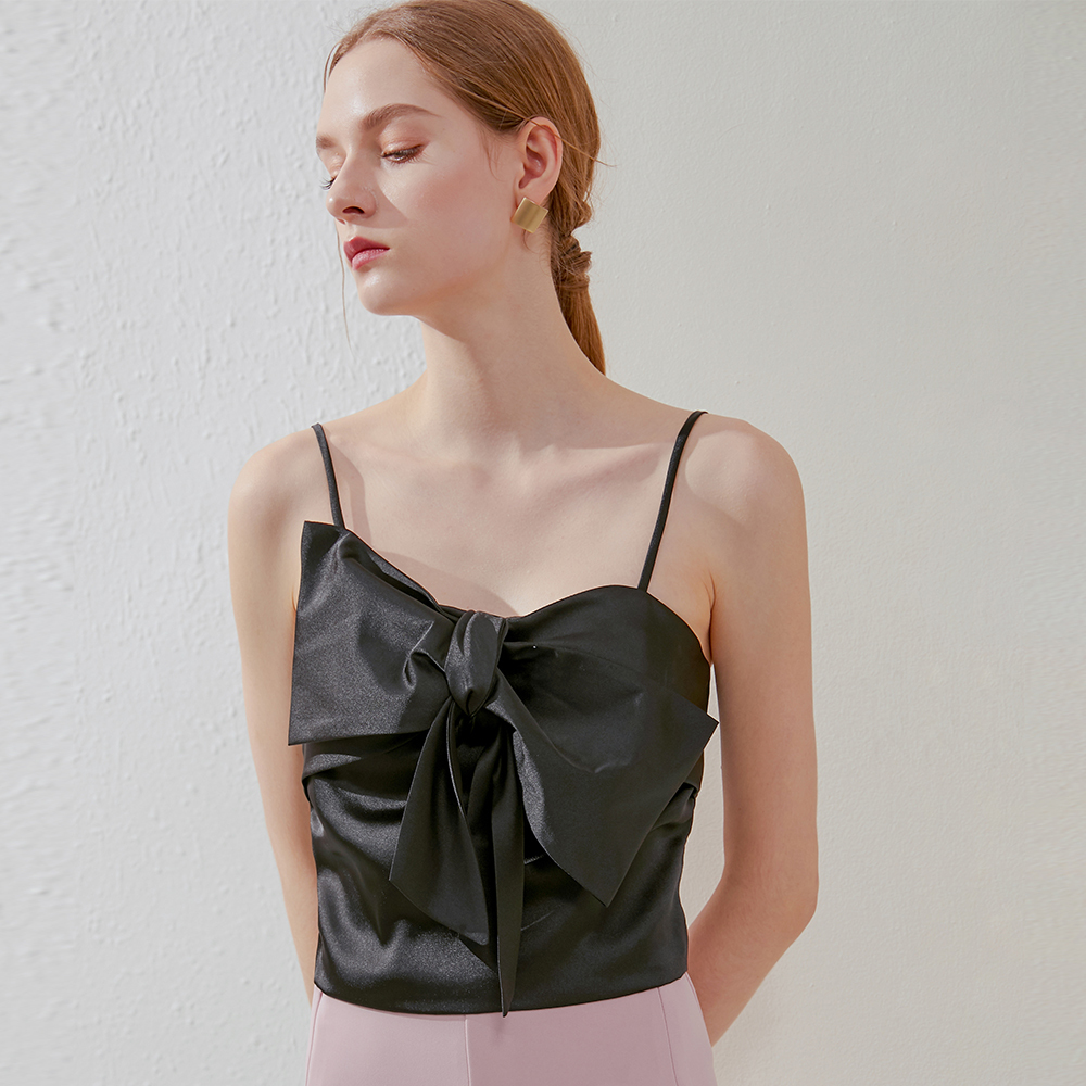 Front Bow Detail Top
