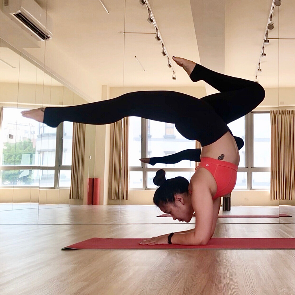 佩佩老師穿仙美束隨意裁十分褲及自由呼吸BRA分享仙美束試穿心得