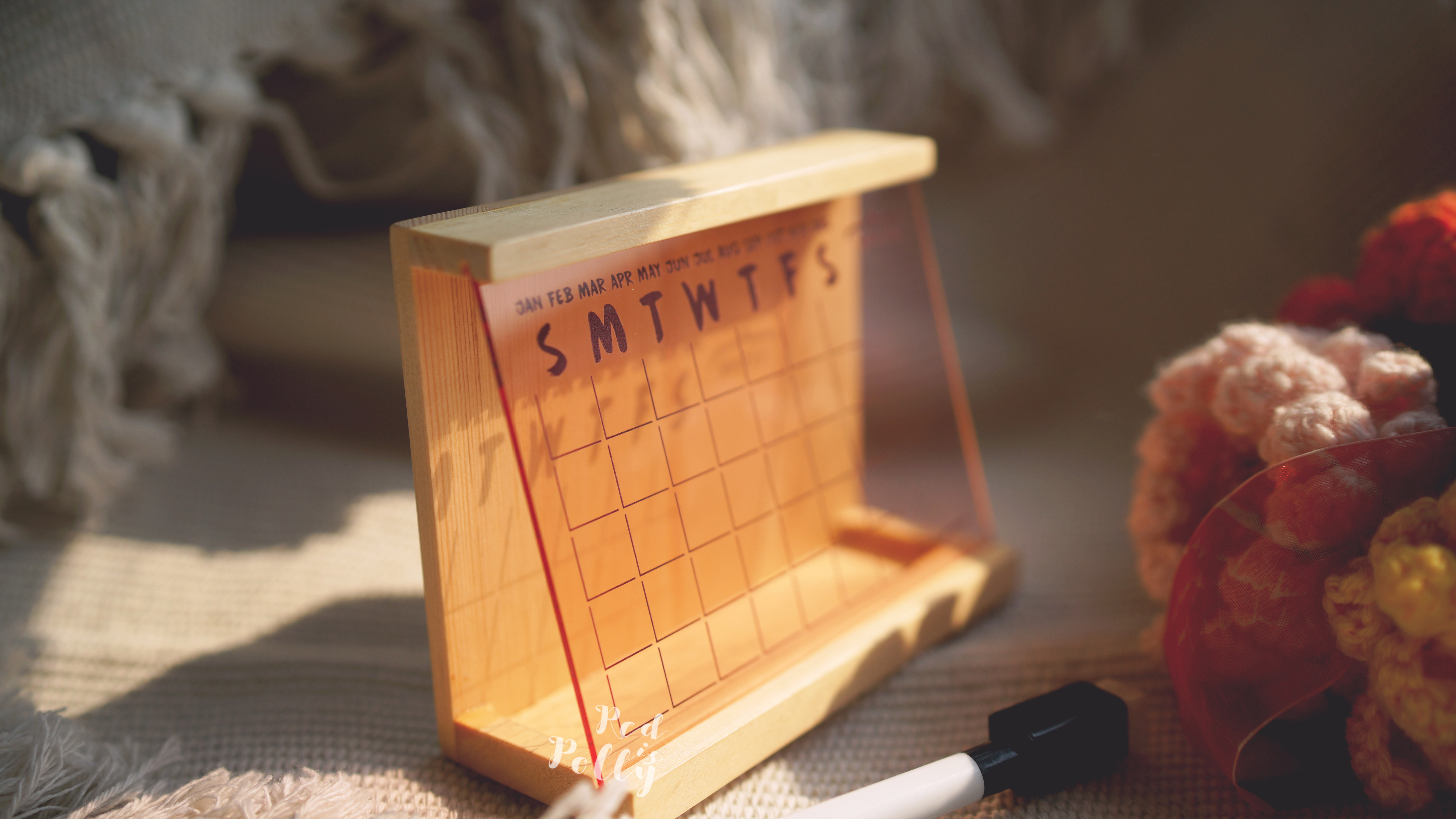 粉紅色亞加力月曆(限量迷你座枱版)