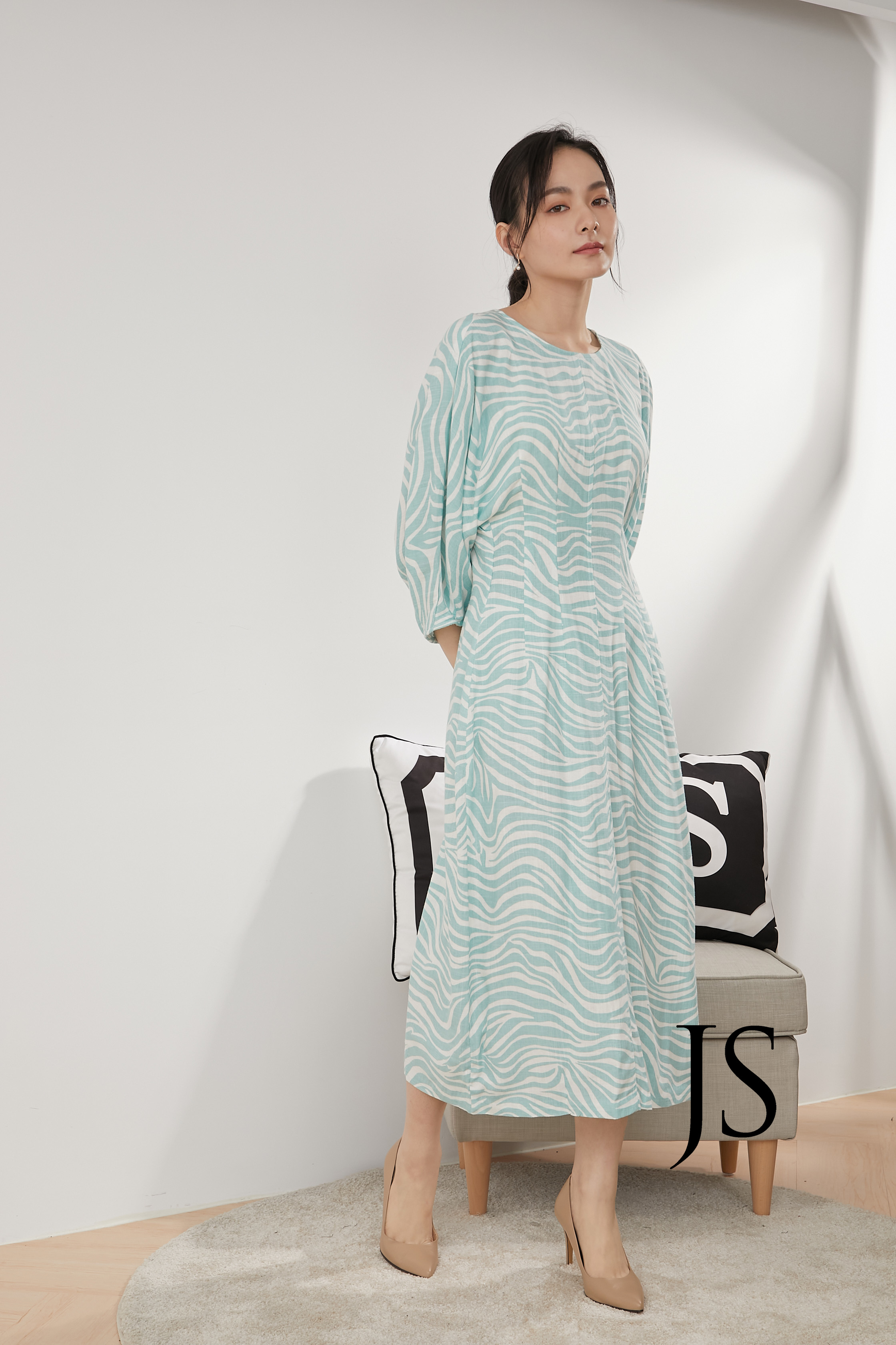 寬澎袖木紋長洋