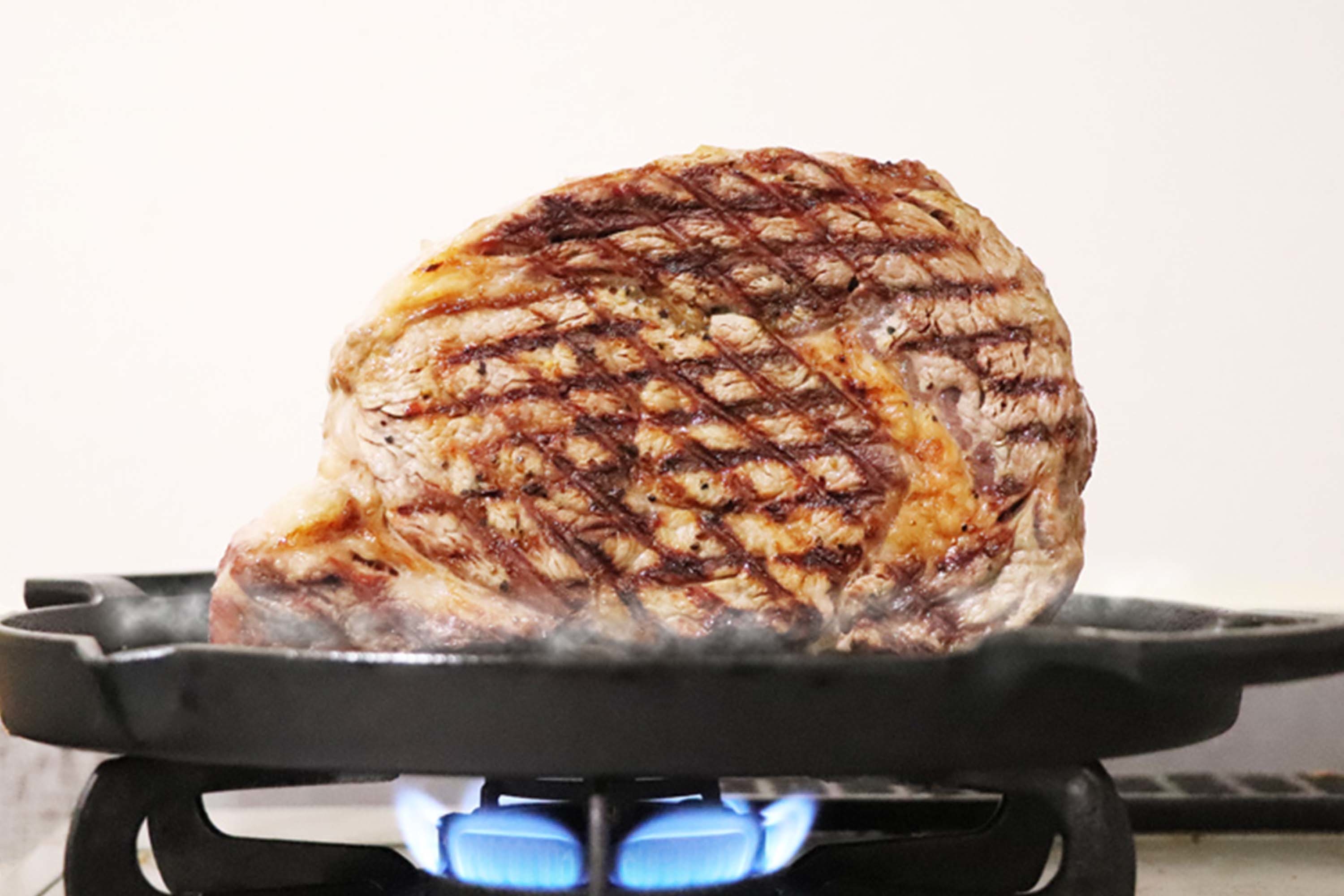 烤肉用的鑄鐵烤盤