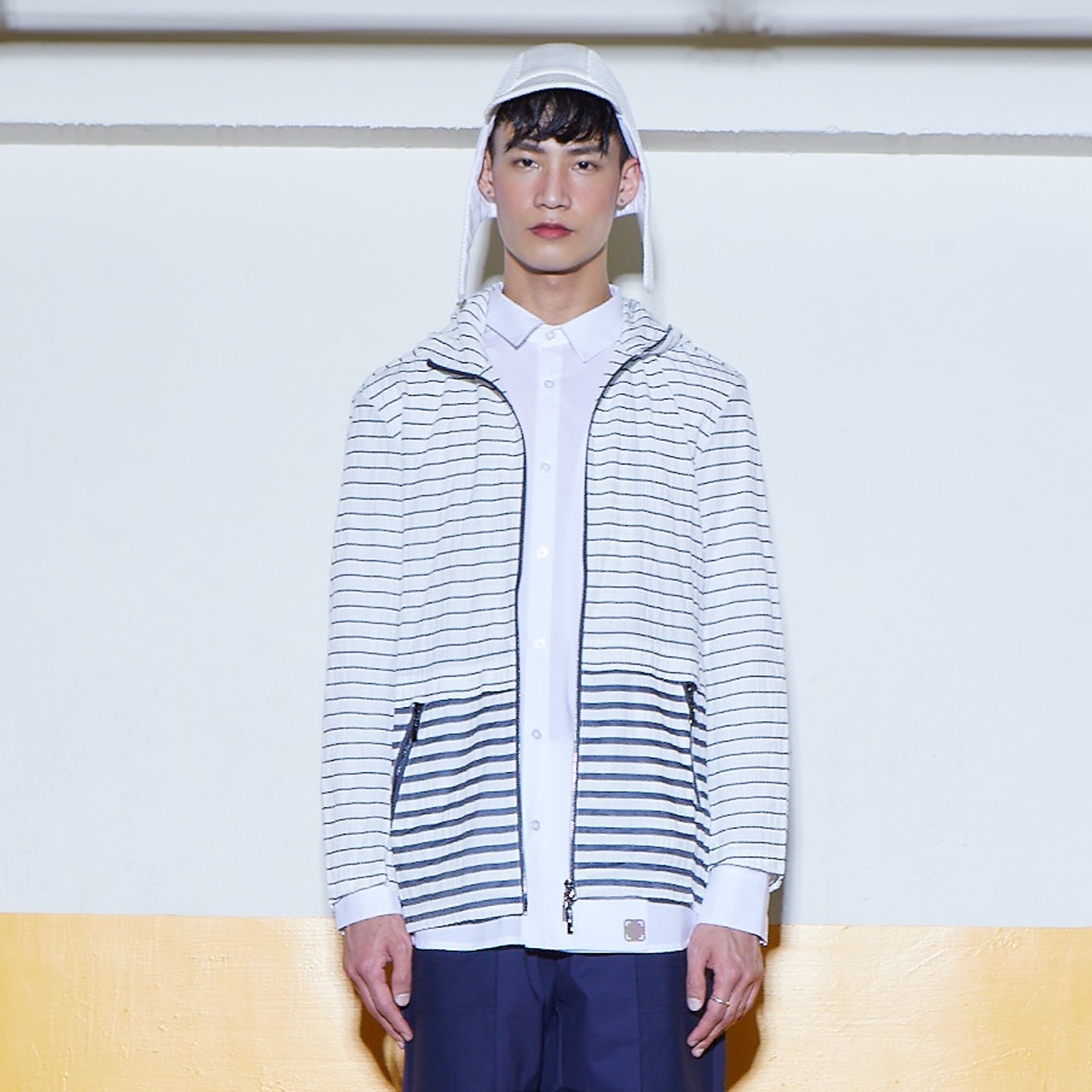 【Last Piece】斑馬線 - 條紋拼接連帽夾克