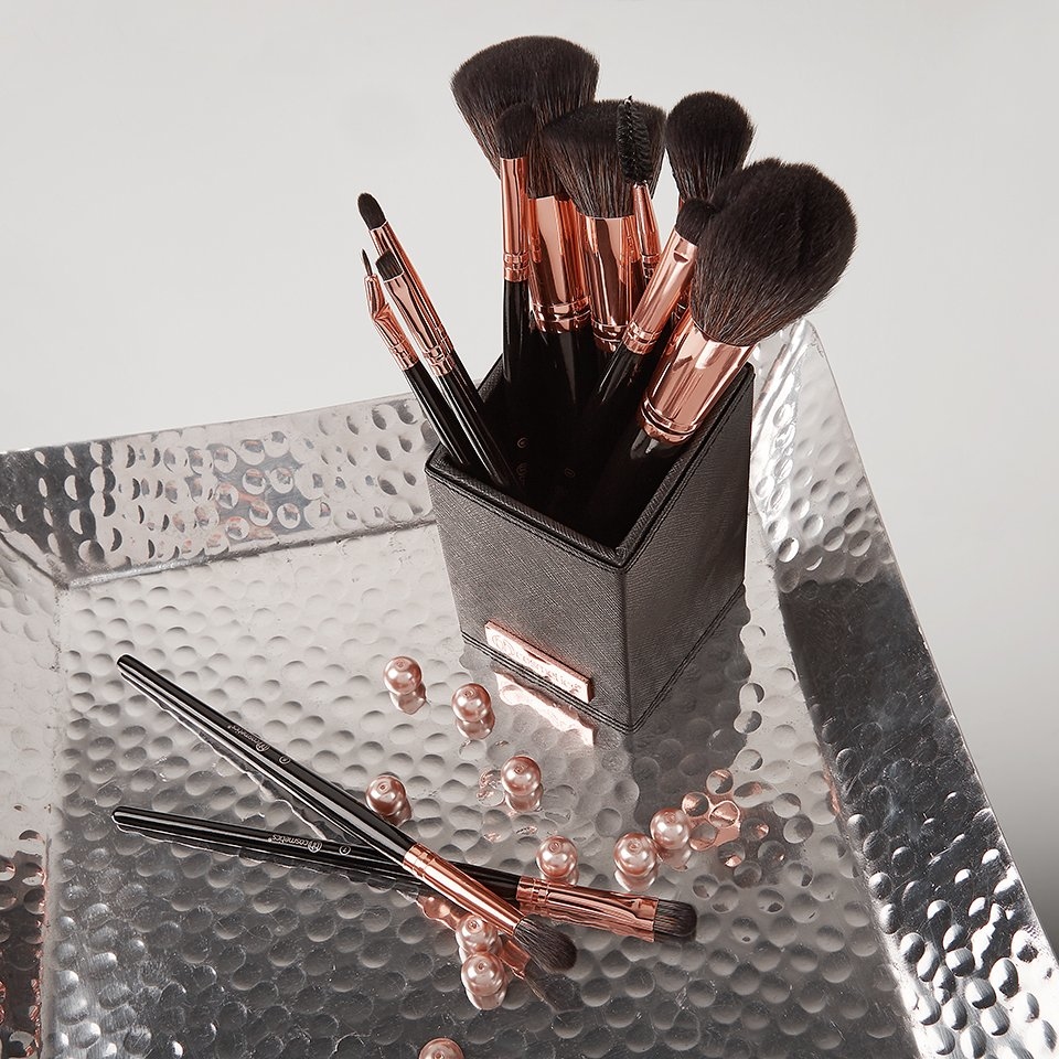 *特價* BH Cosmetics - Signature 玫瑰金13件掃 + brush holder 套裝