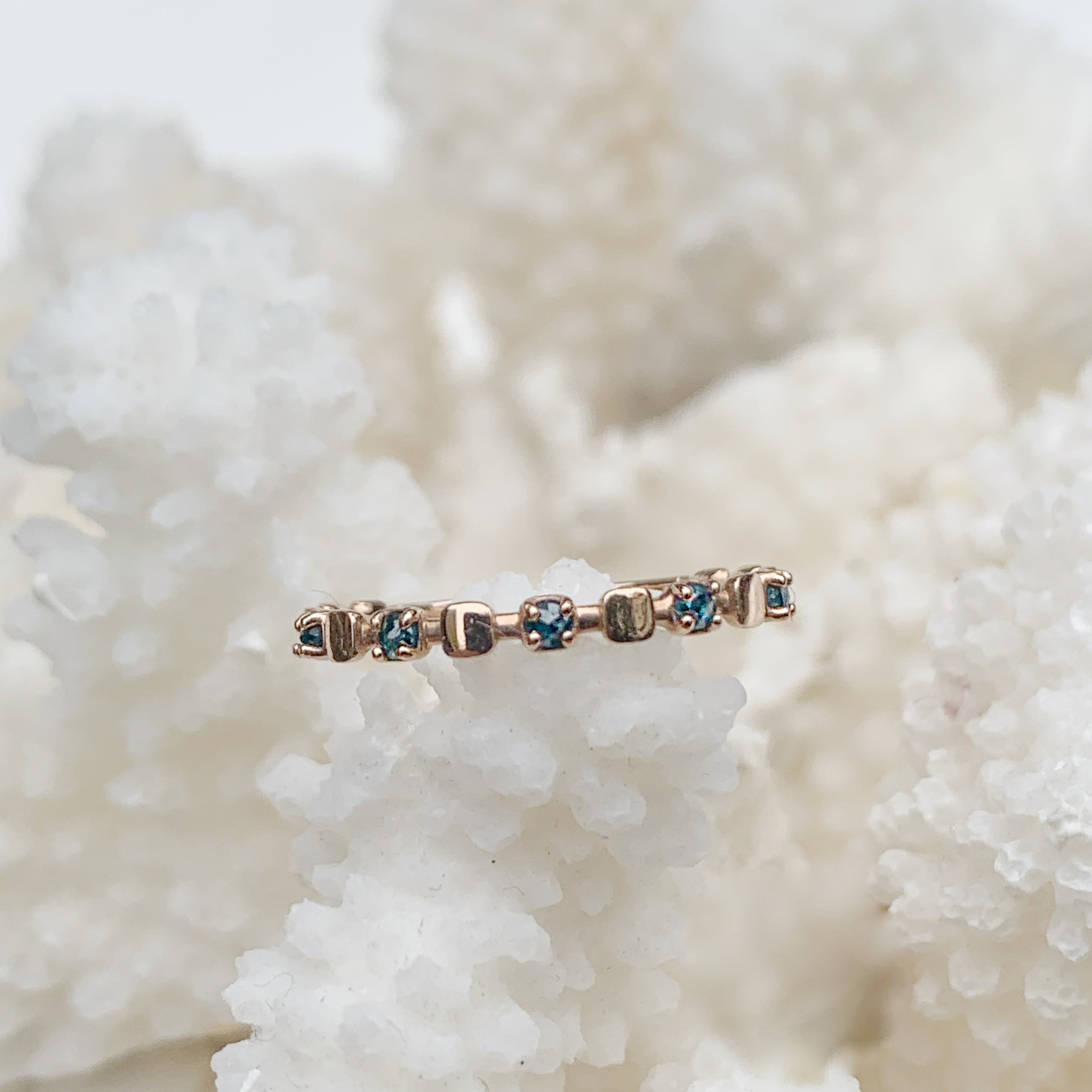 14K方塊五顆藍鑽戒指