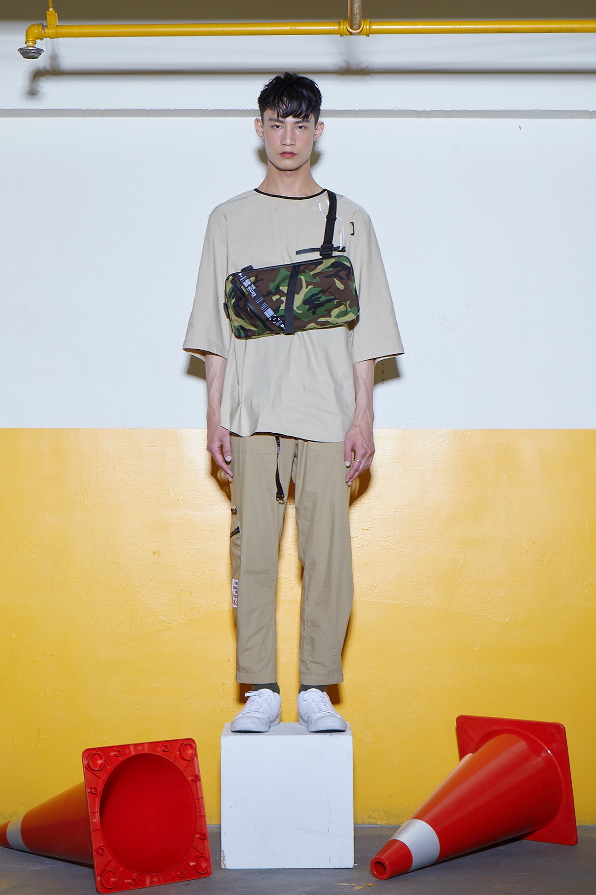 掛包 - 防潑水抗撕裂肩背包(迷彩)