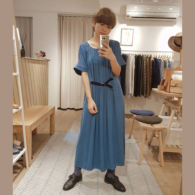 圓領釦帶短袖長洋裝附腰帶