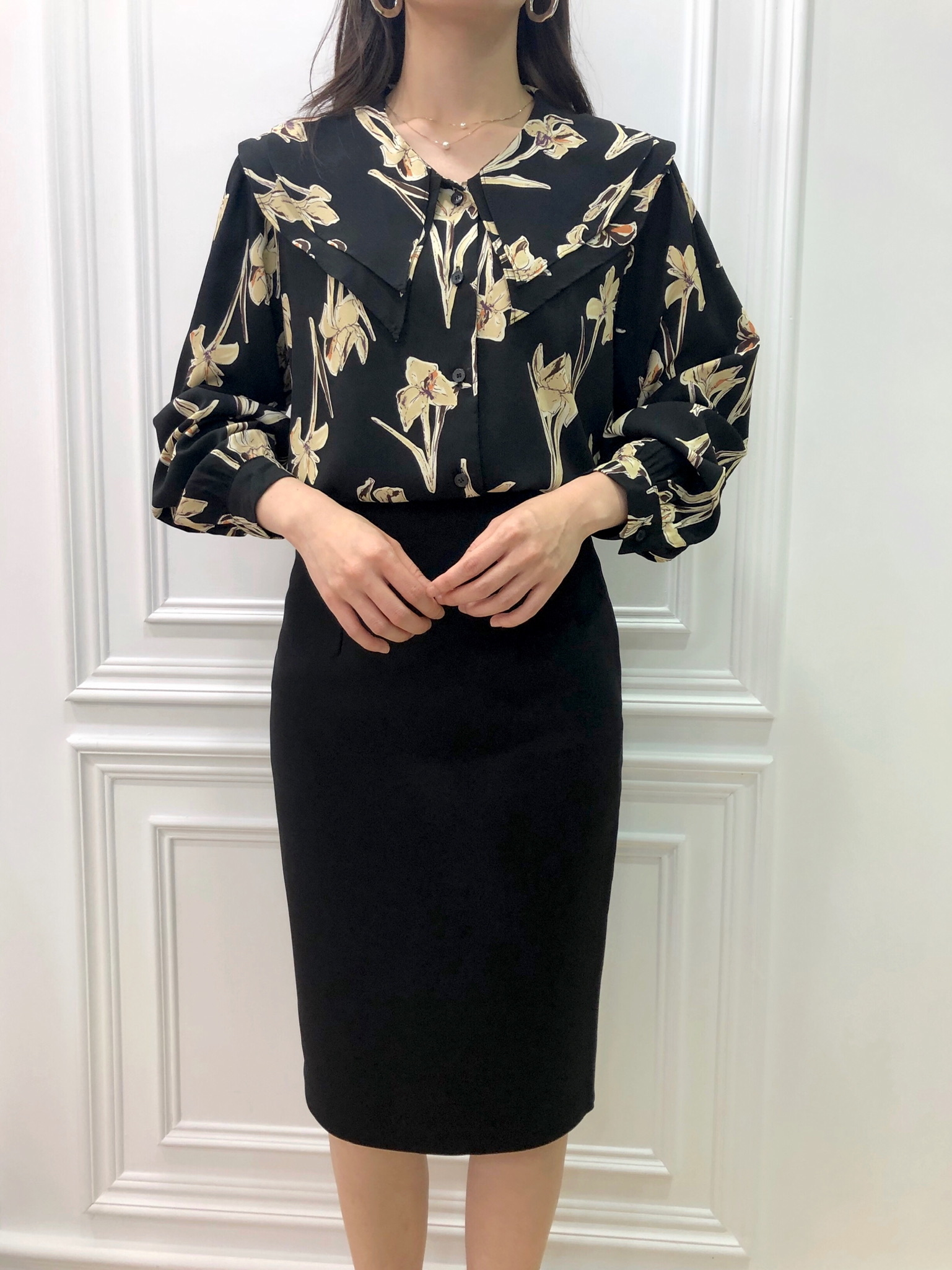 花卉圖騰雙層領上衣