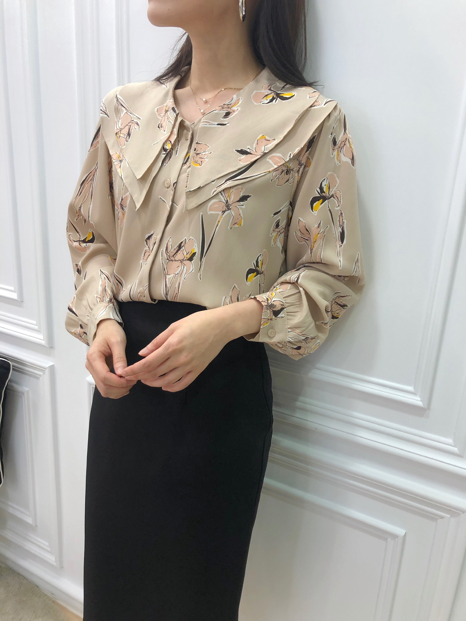 花卉圖騰雙層領上衣
