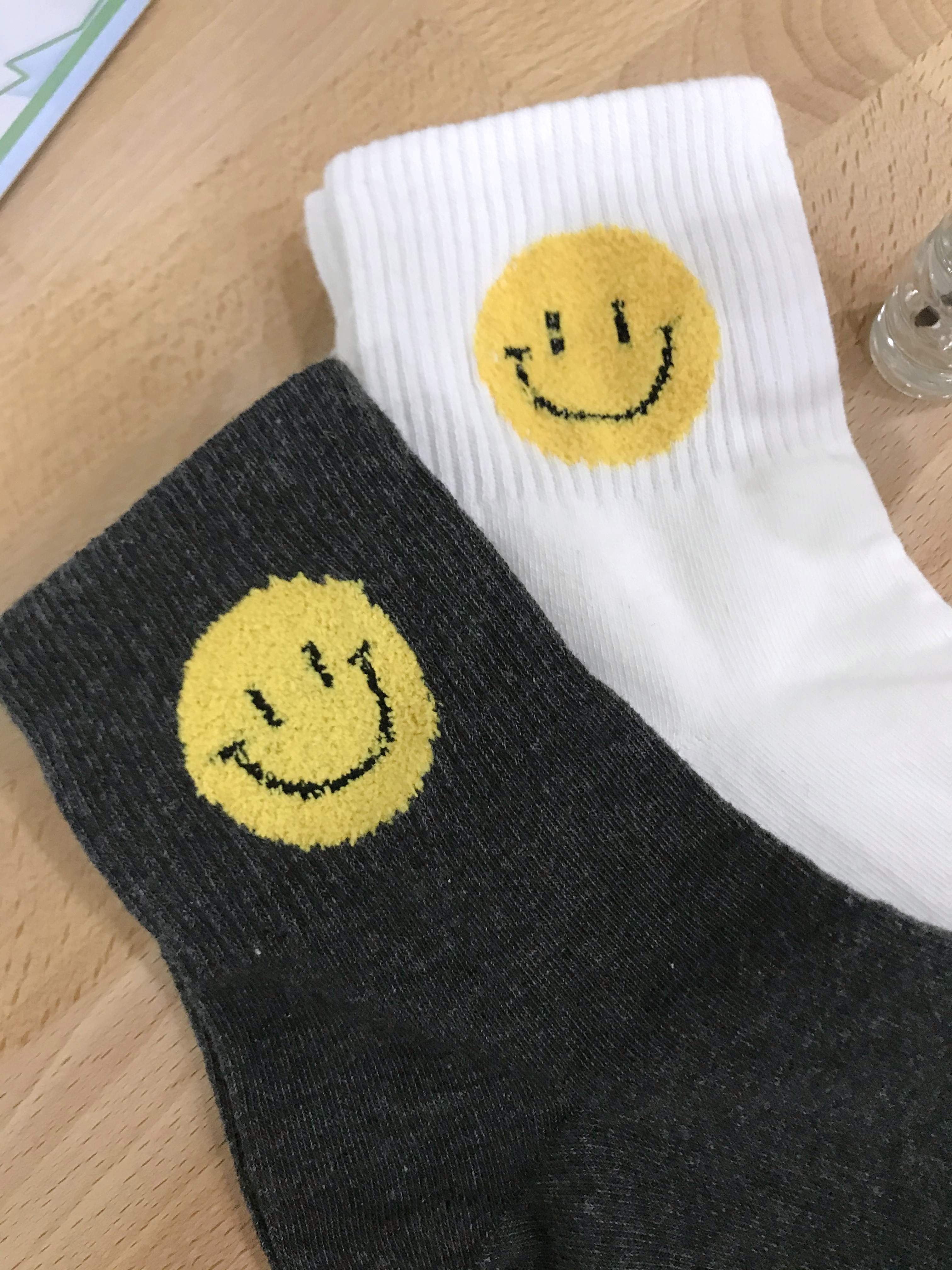 正韓黃色微笑襪