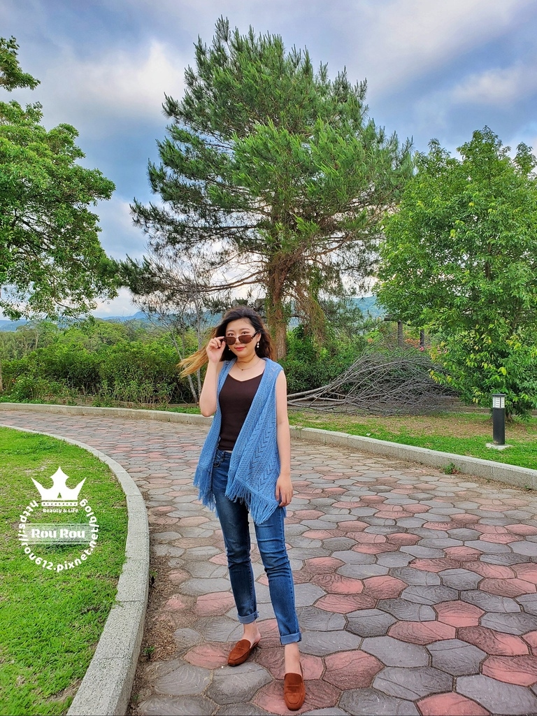 開襟針織背心下擺流蘇設計-女