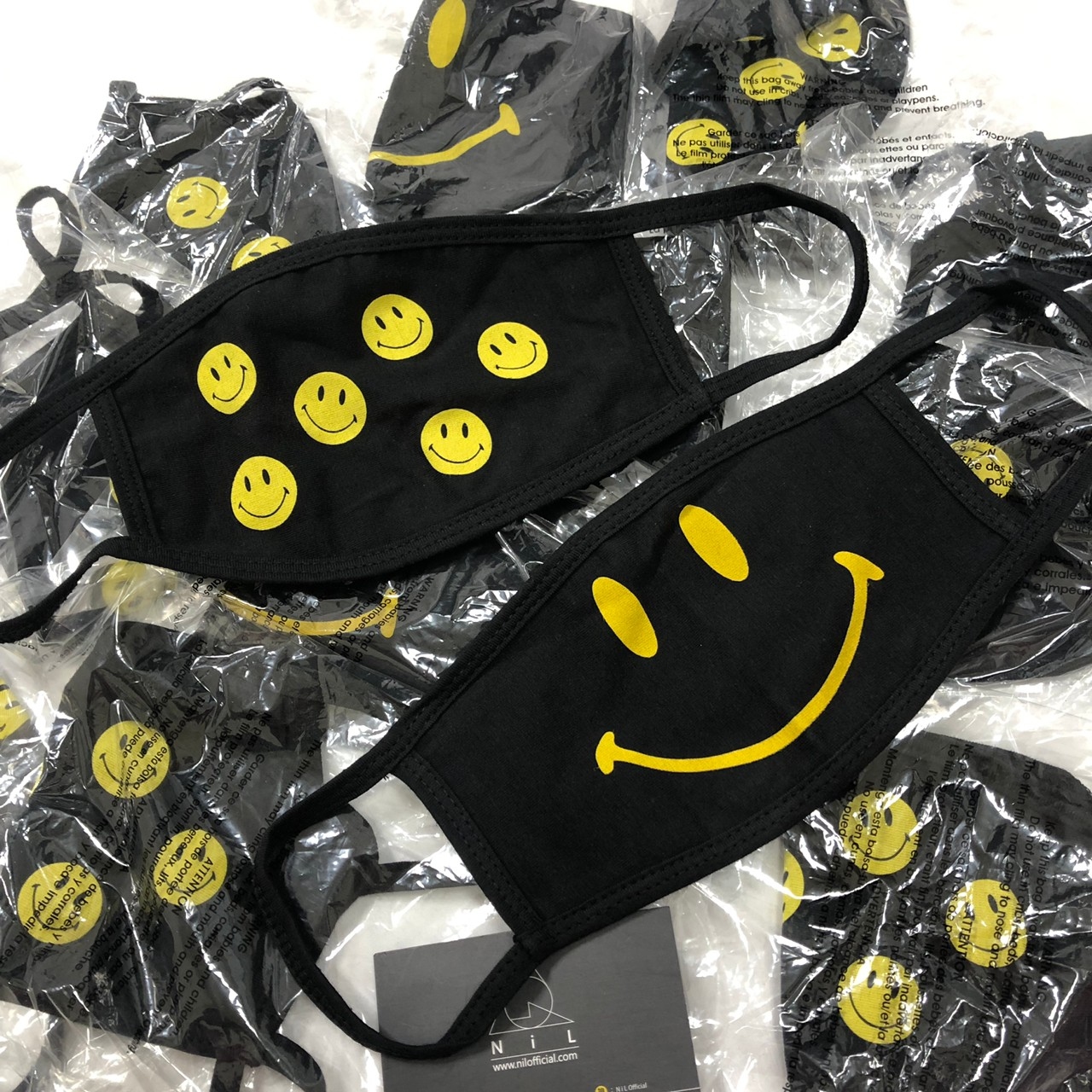 CHINATOWN MARKET 笑臉 口罩