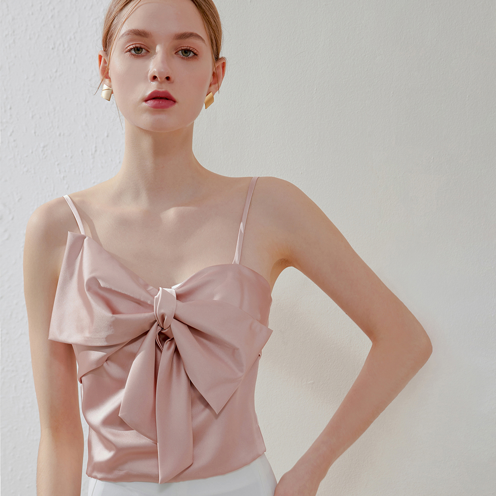 Front Bow Detail Top