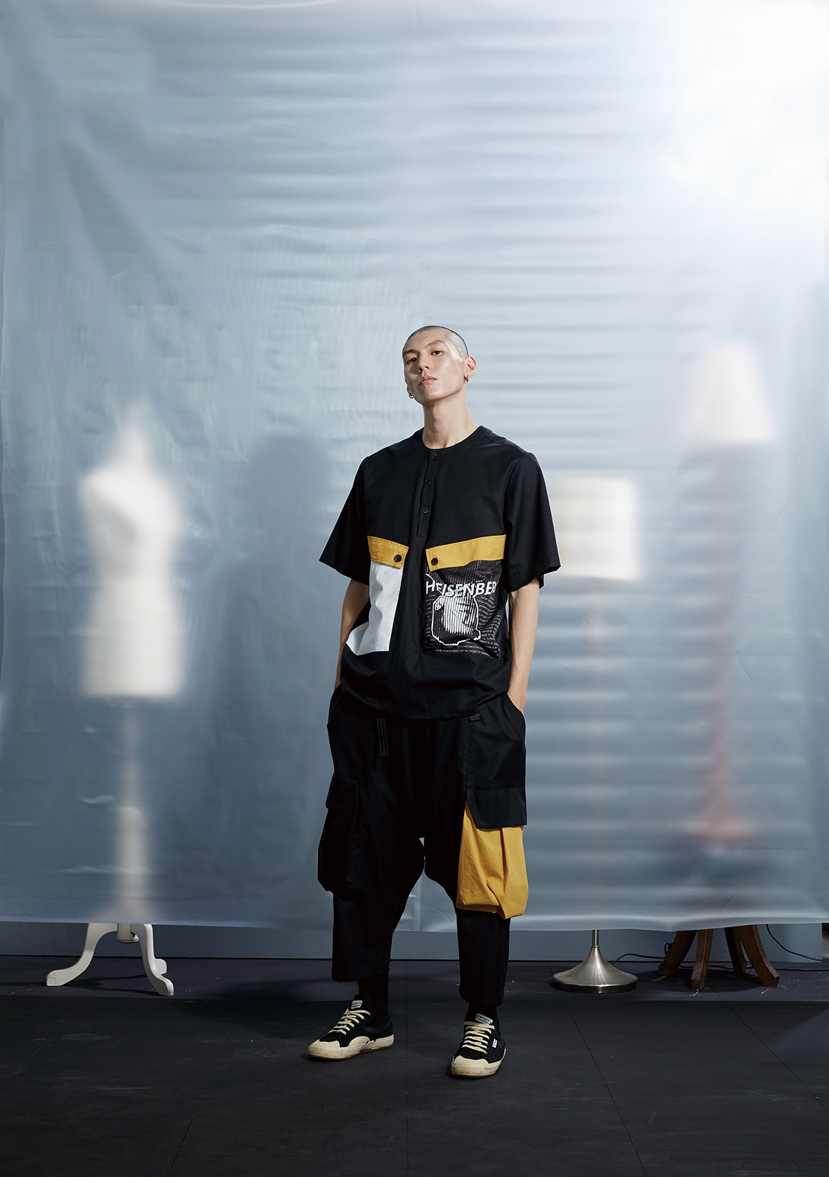 雙口袋半襟上衣 - 黑