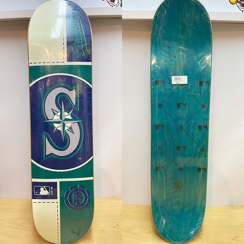 Element Deck 7.7”