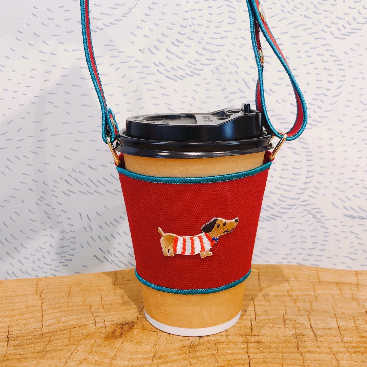 【Littdlework動物園-紅色-臘腸狗狗】刺繡飲料提袋