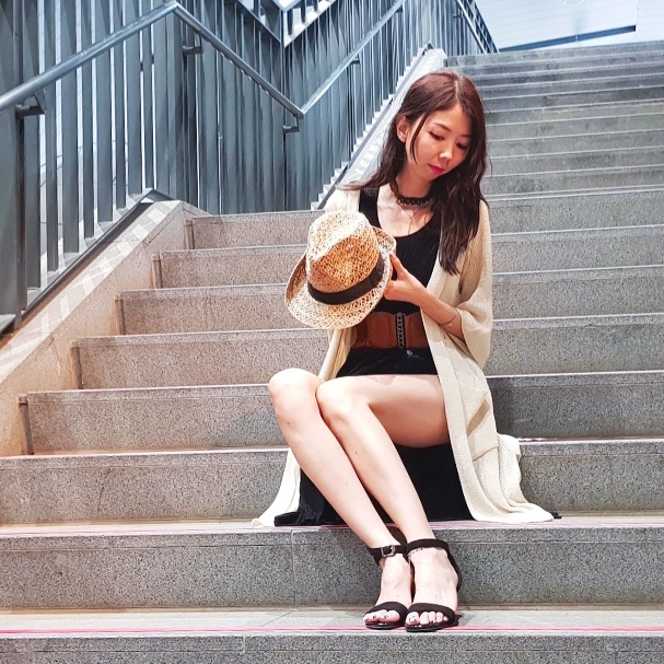 長版V領針織外套