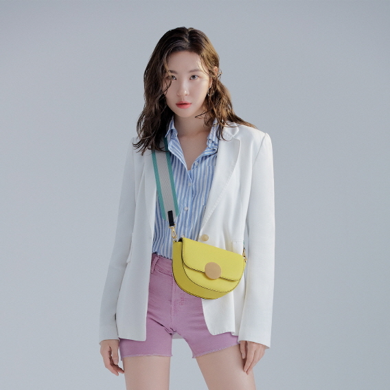 Oryany Lottie Saddle Crossbody - BANANA