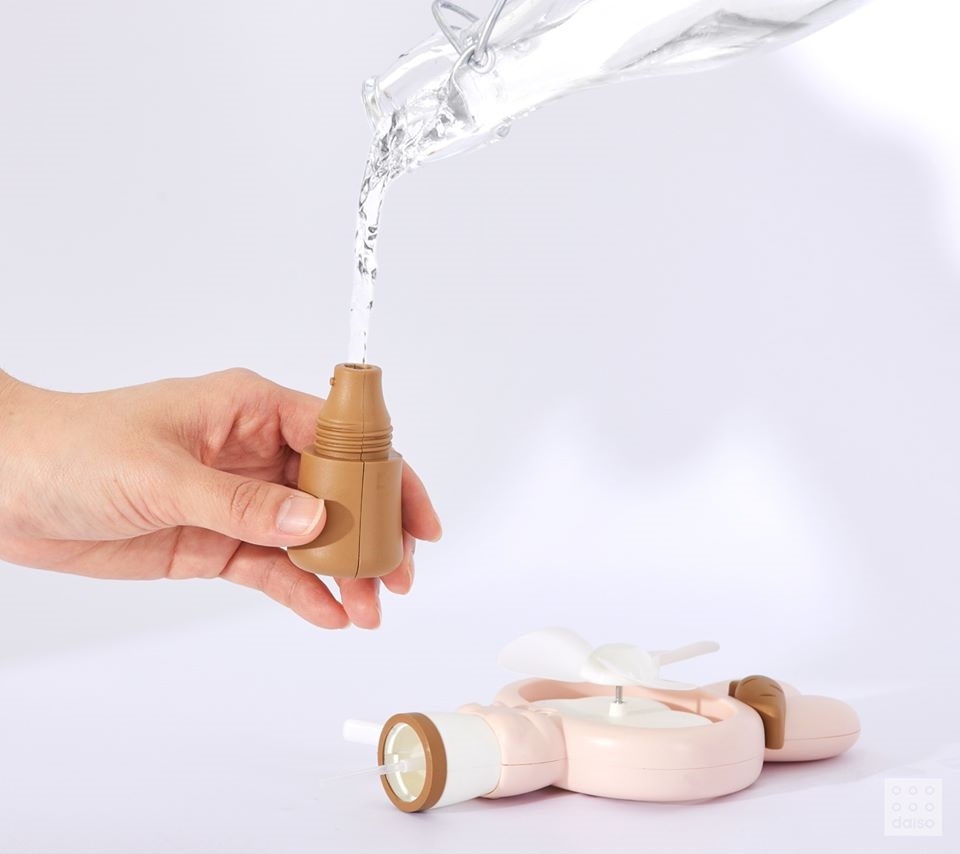 韓國DAISO 兔仔造型噴霧電風扇仔🐰