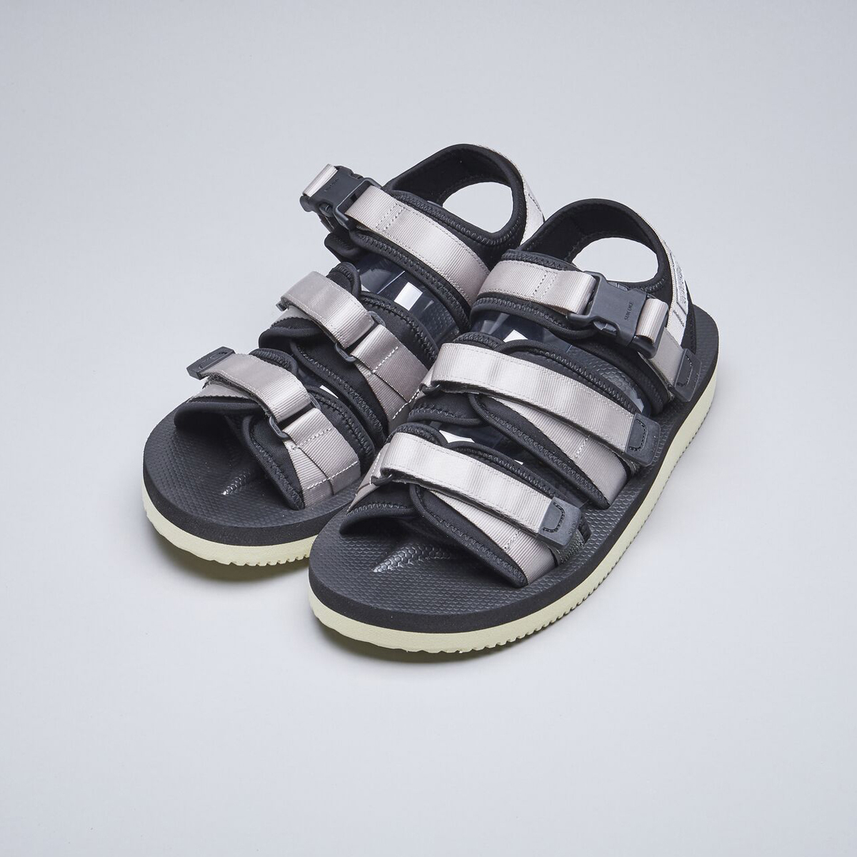 [出清商品售出無退換] SUICOKE GGA-V OG-052V 灰色 銀色 涼鞋 尼龍 耐磨 魔鬼氈 塑膠扣 VIBRAM 黃金大底【SK20052VGY】