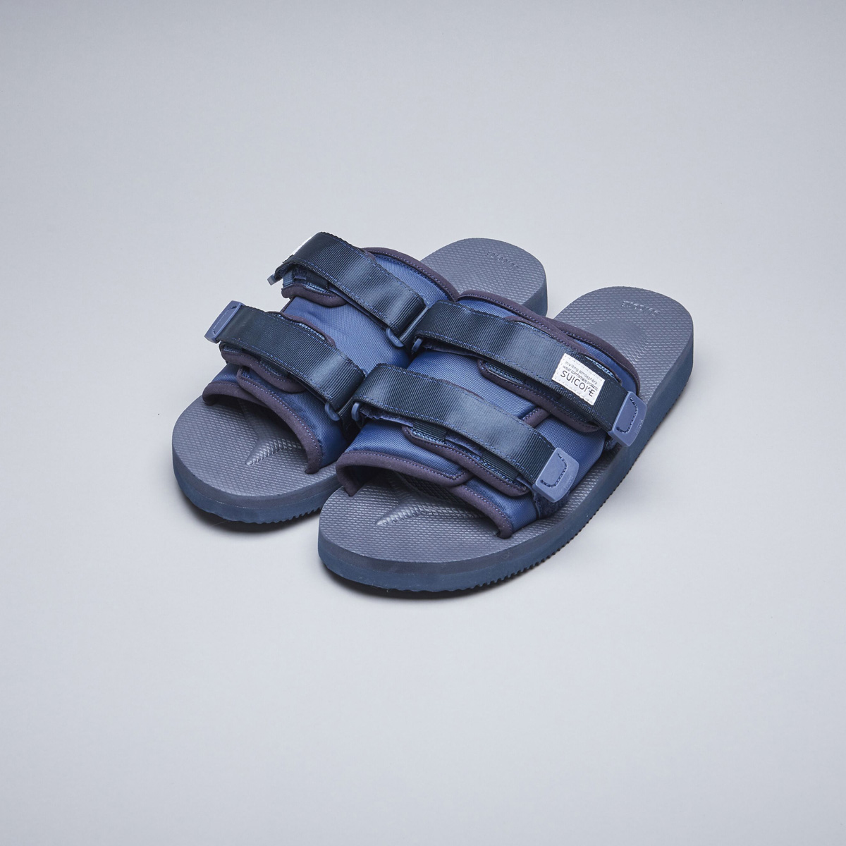 [出清商品售出無退換] SUICOKE MOTO-CAB OG-056CAB 深藍 拖鞋 抗菌鞋床 魔鬼氈 輕量 薄款【SK22056CABNY】