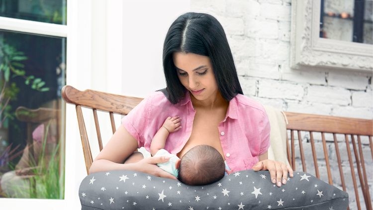 我需要哪些母乳餵養配件？