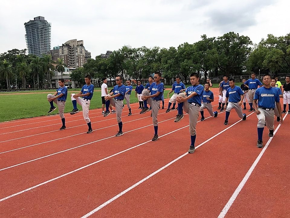 向上國中棒球隊訓練
