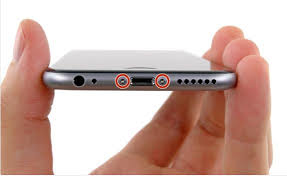 iPhone 底部螺絲（一組2入） - 星型螺絲滑牙、生鏽