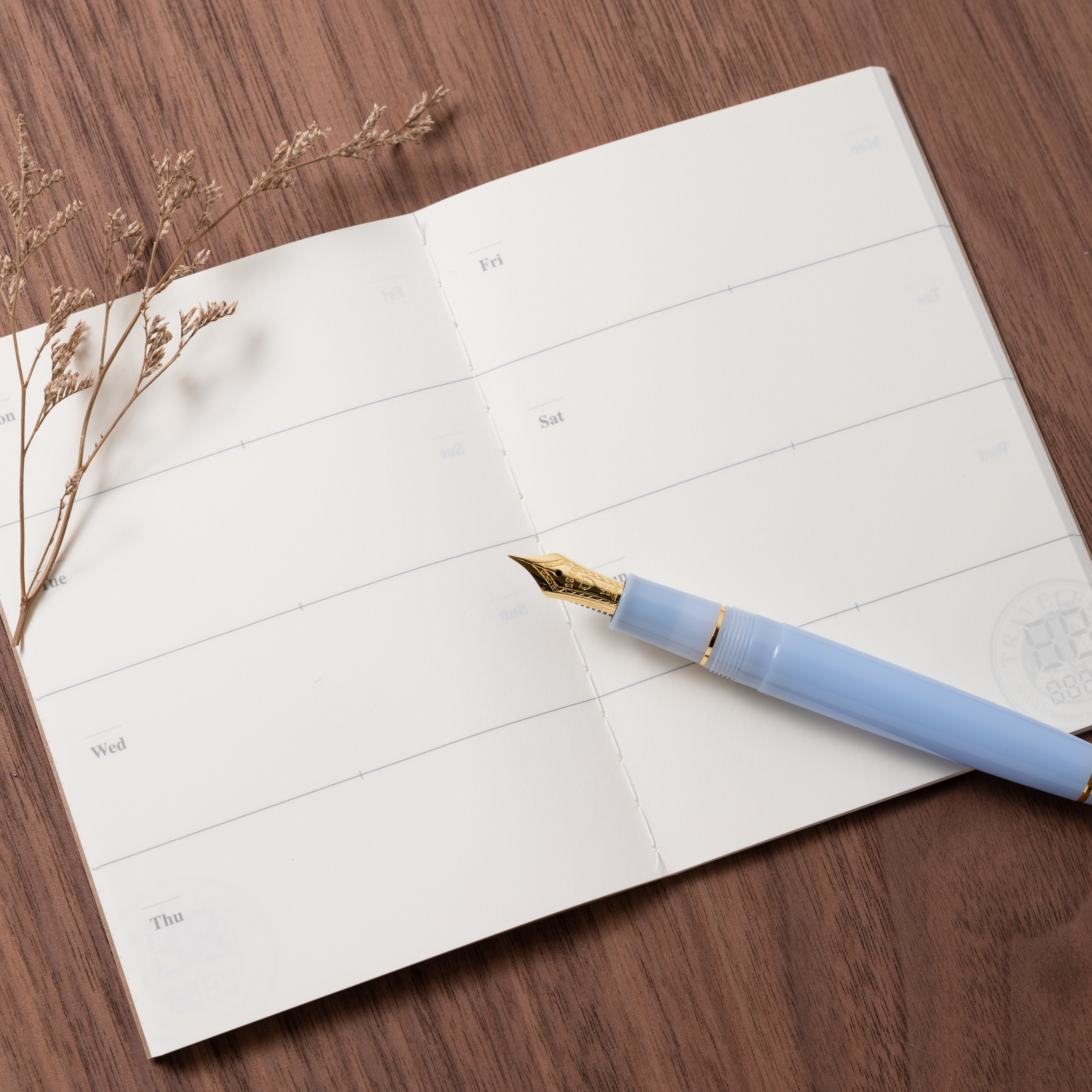 TRAVELER'S notebook (TN) |  007 週間 護照尺寸