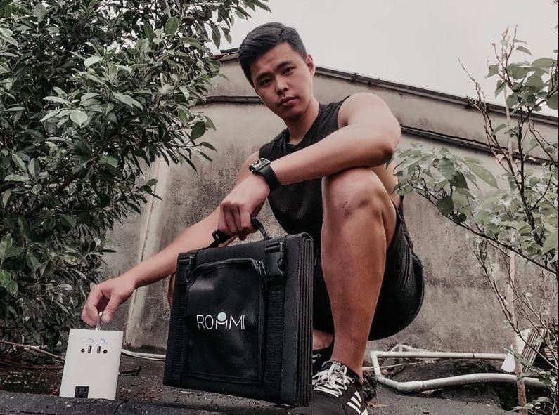 ROOMMI行動充電站