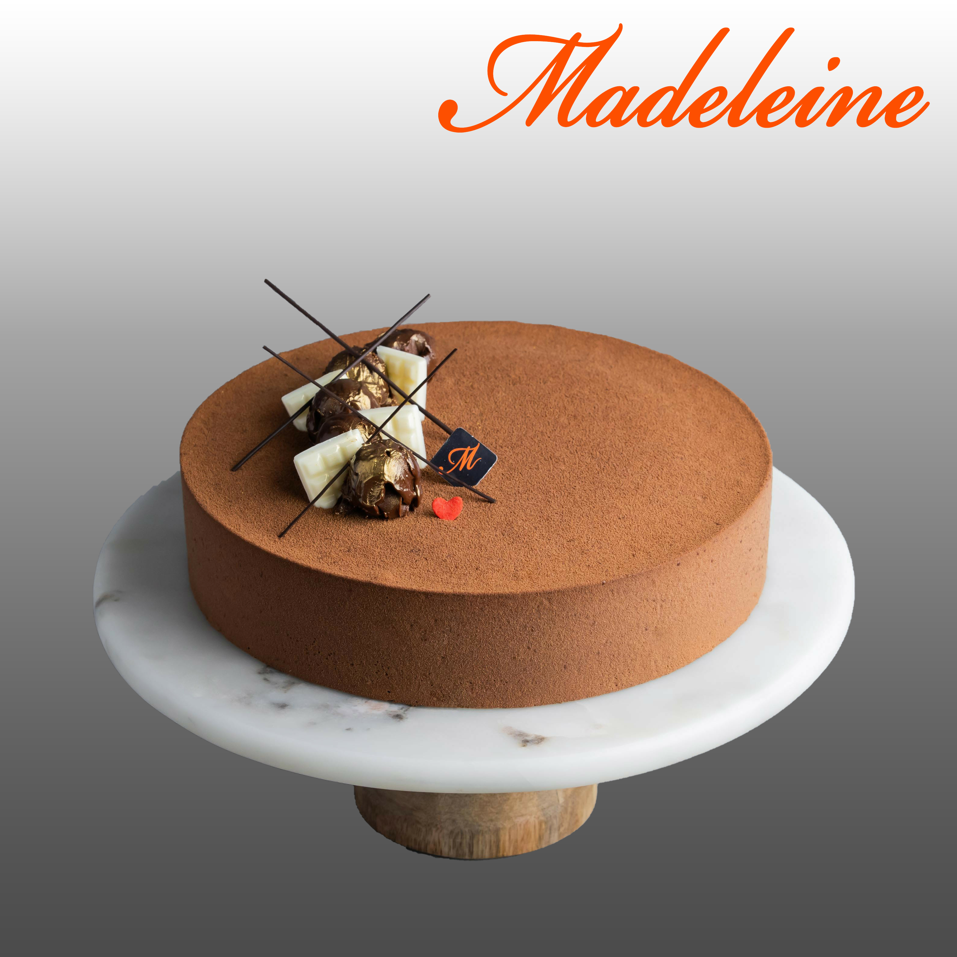 Order Online Chocolate Royal Cake & Bouquet from IndianGiftsAdda.com